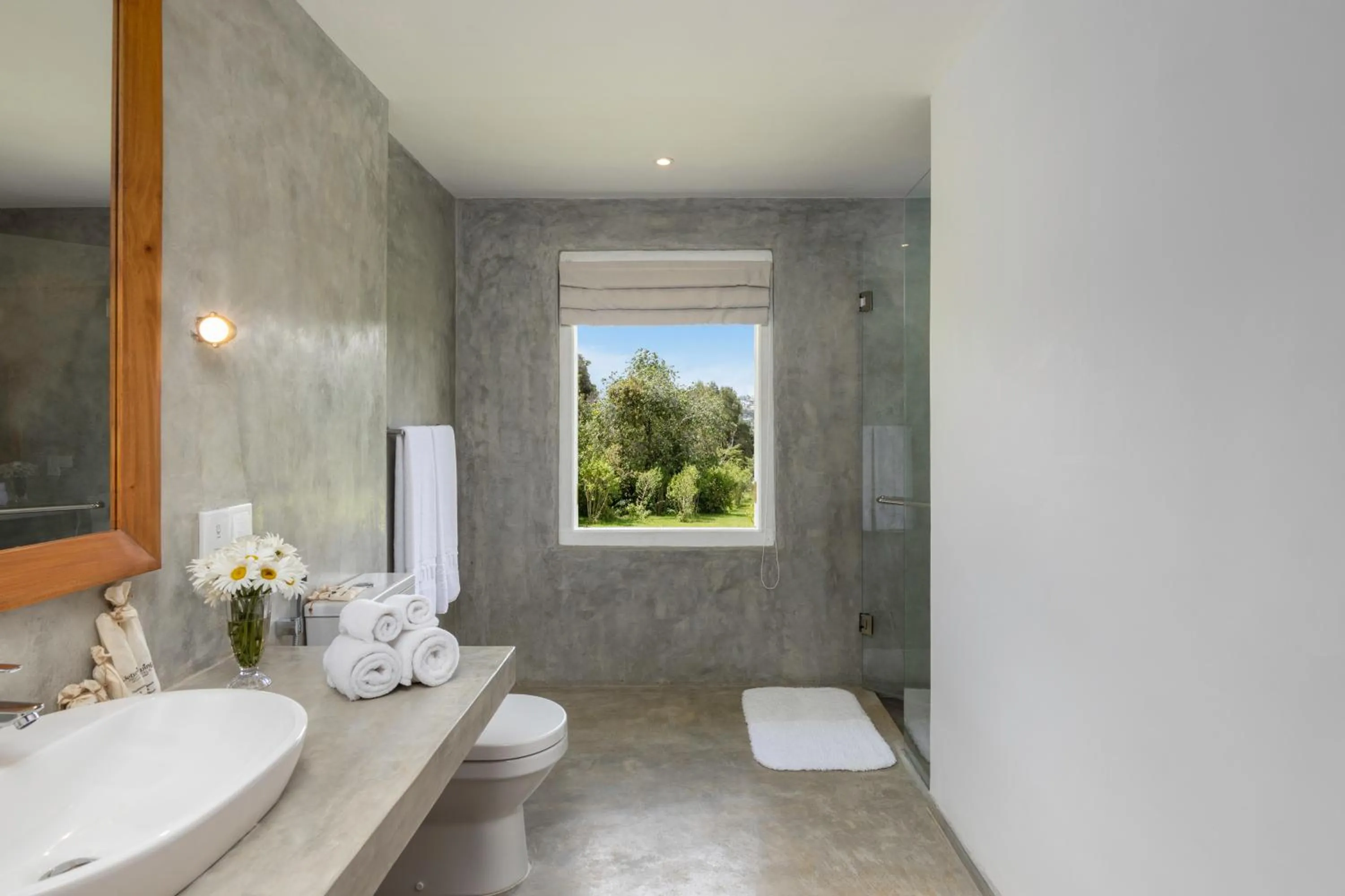 Bathroom in Jetwing Broomfield Bungalow
