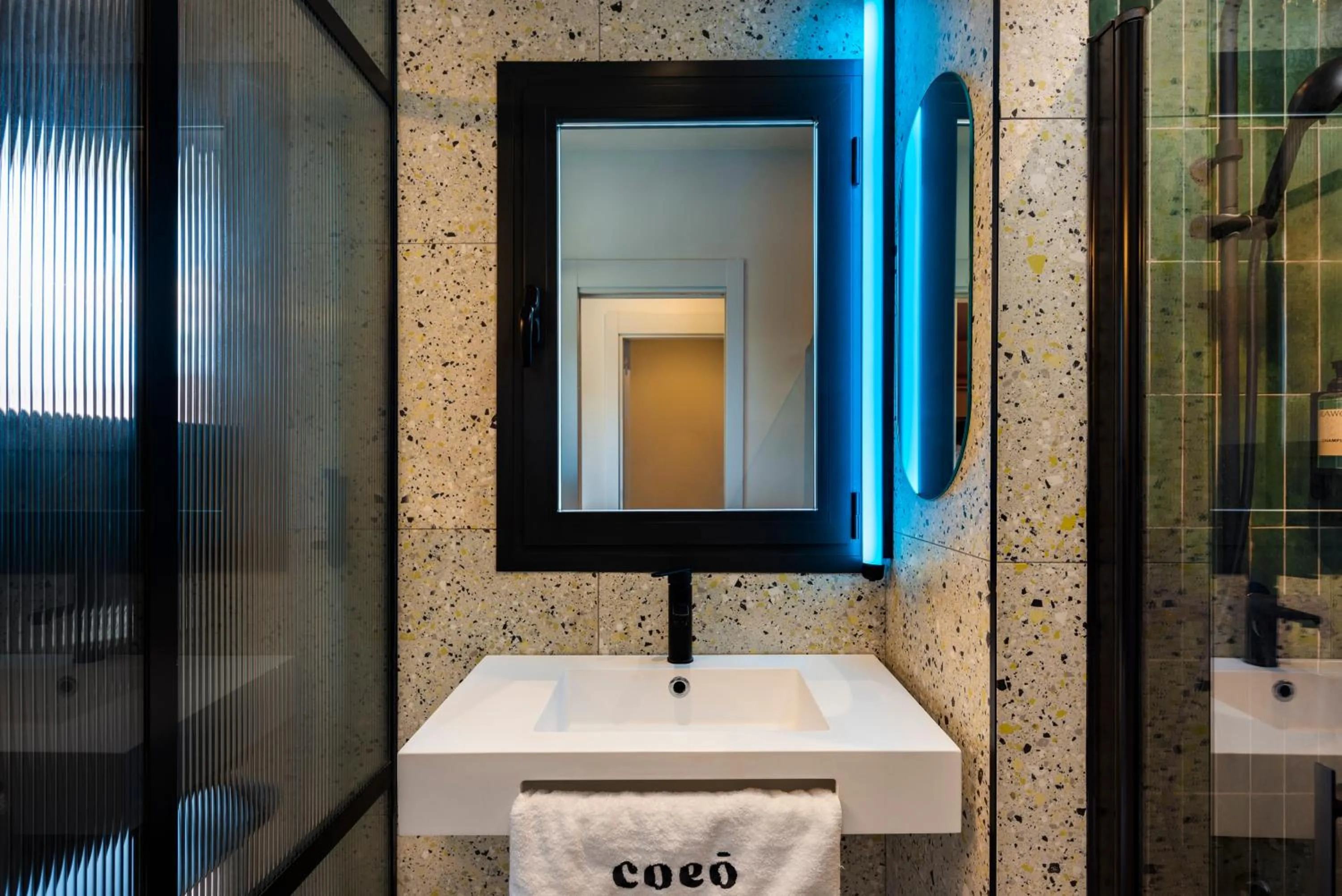 Bathroom in Coeo Peña Design Apartments