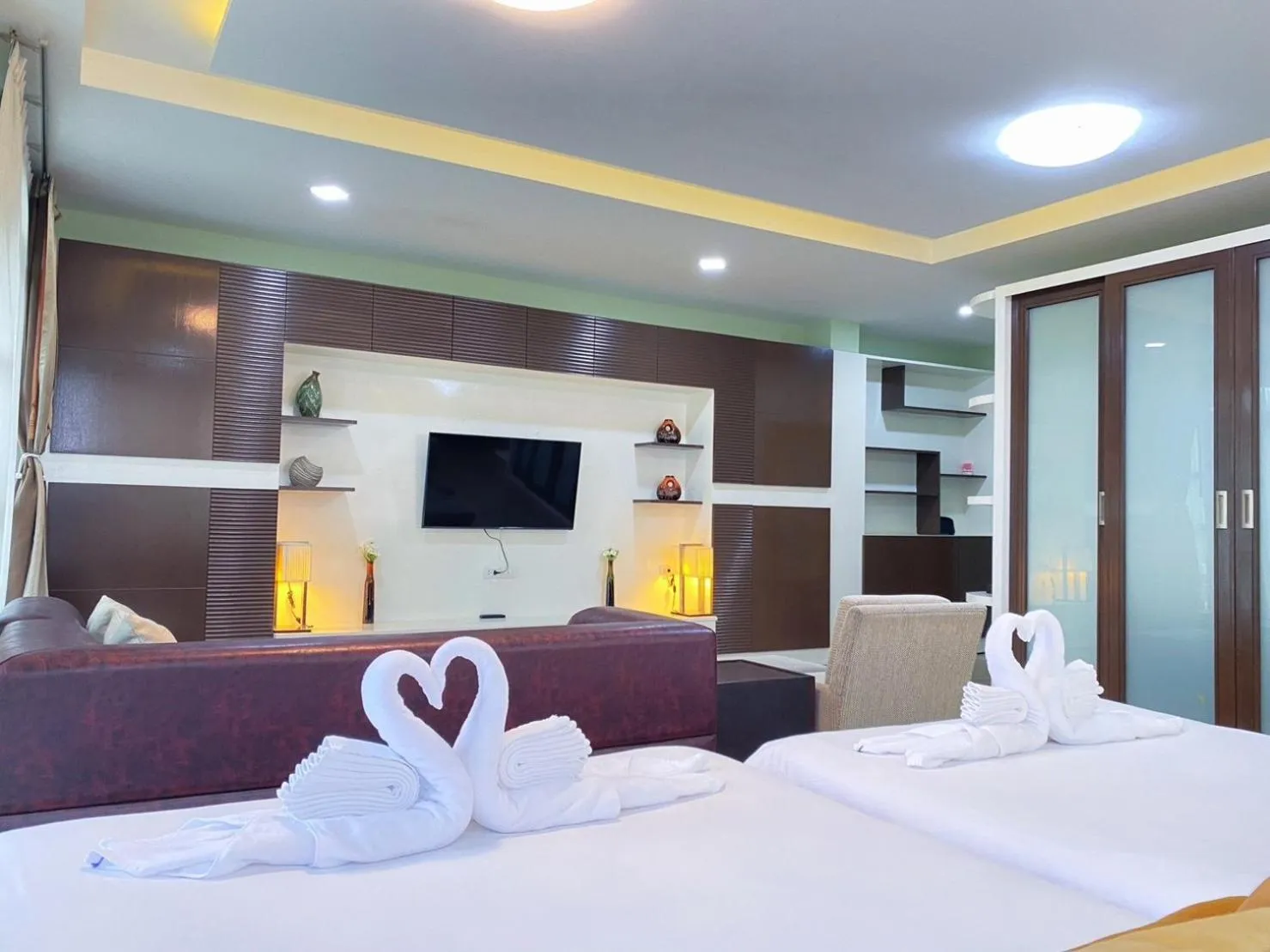 TV and multimedia, Bed in Daddy Dream Hotel and Residence