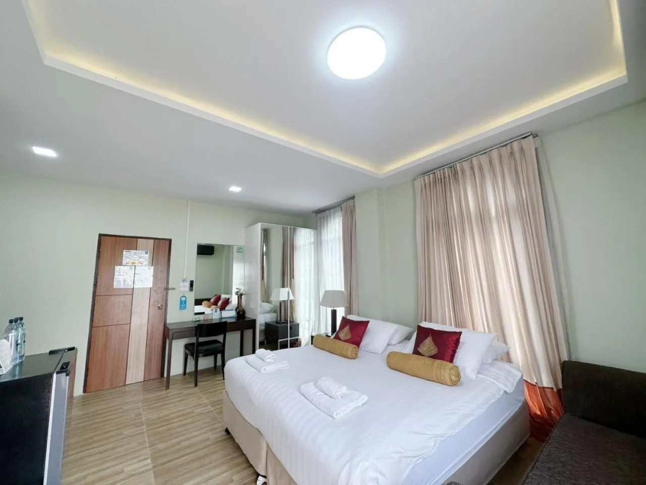 Photo of the whole room, Bed in Daddy Dream Hotel and Residence