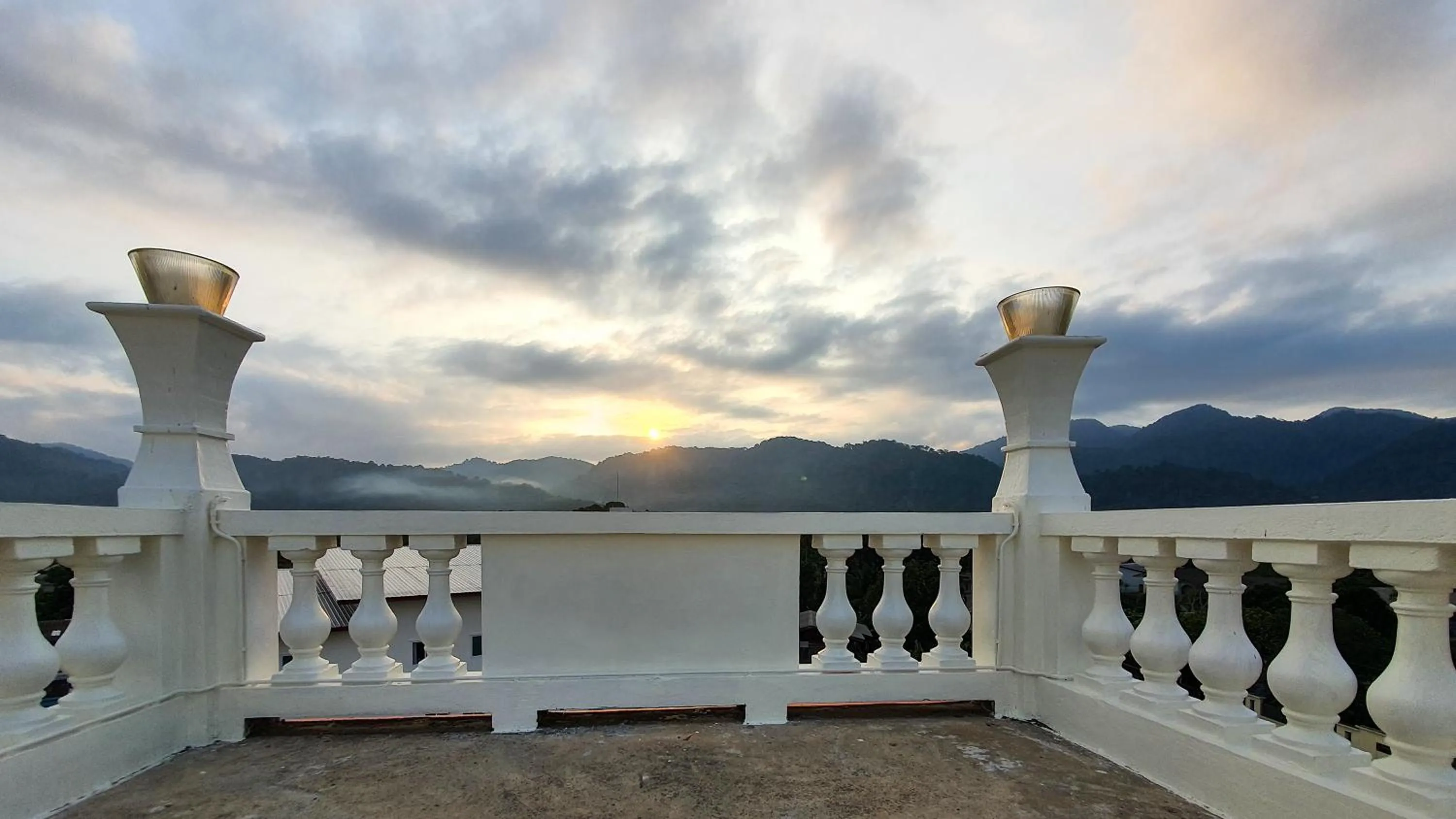 Mountain view in Daddy Dream Hotel and Residence