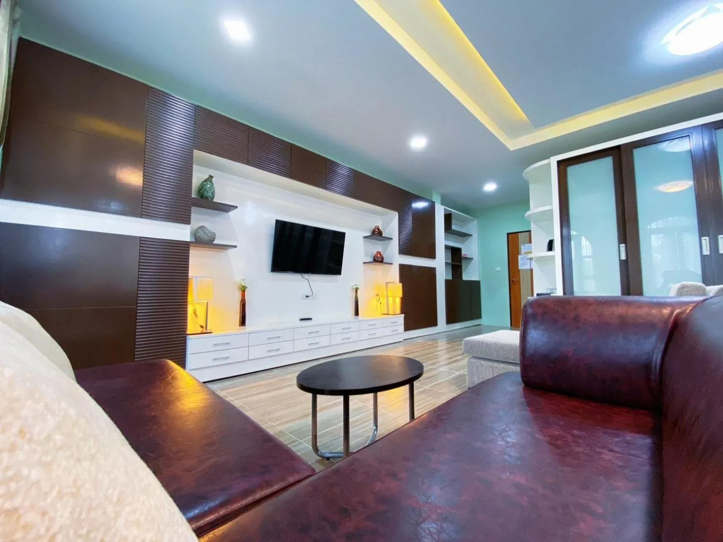 Seating area in Daddy Dream Hotel and Residence