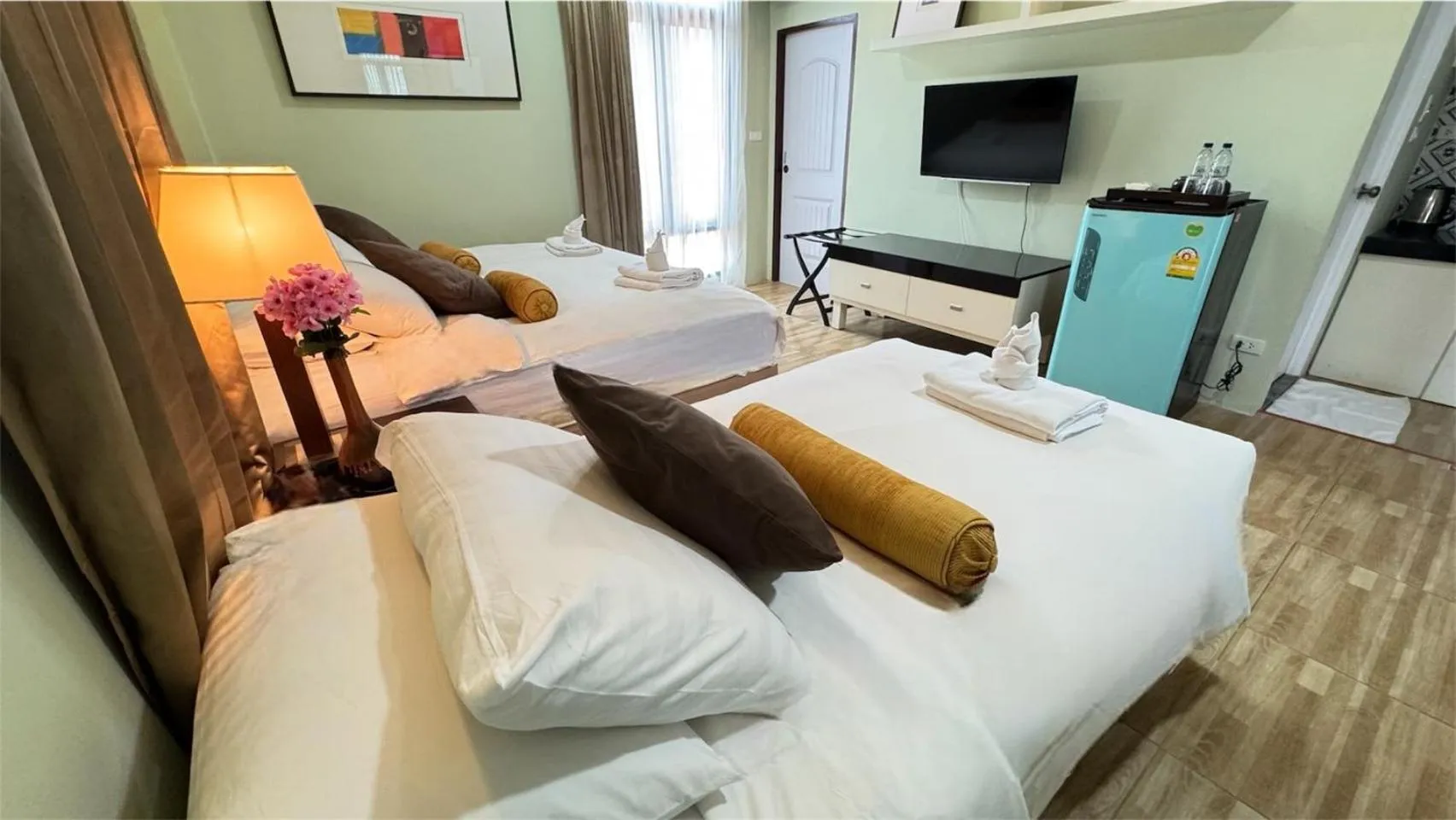 Bedroom, Bed in Daddy Dream Hotel and Residence