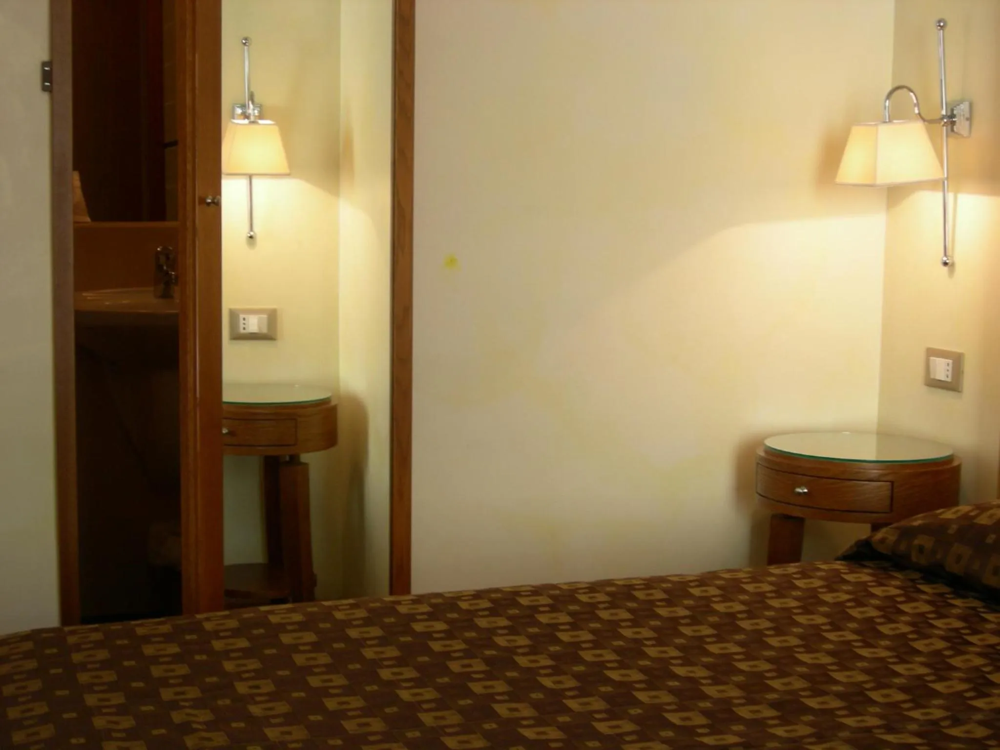 Decorative detail in Hotel Select Garden