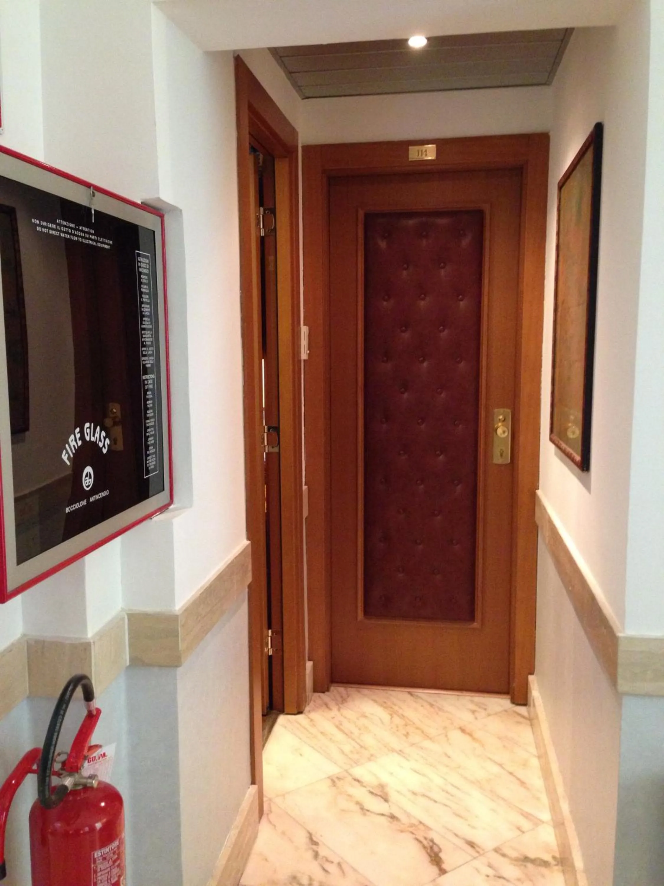 Decorative detail in Hotel Select Garden