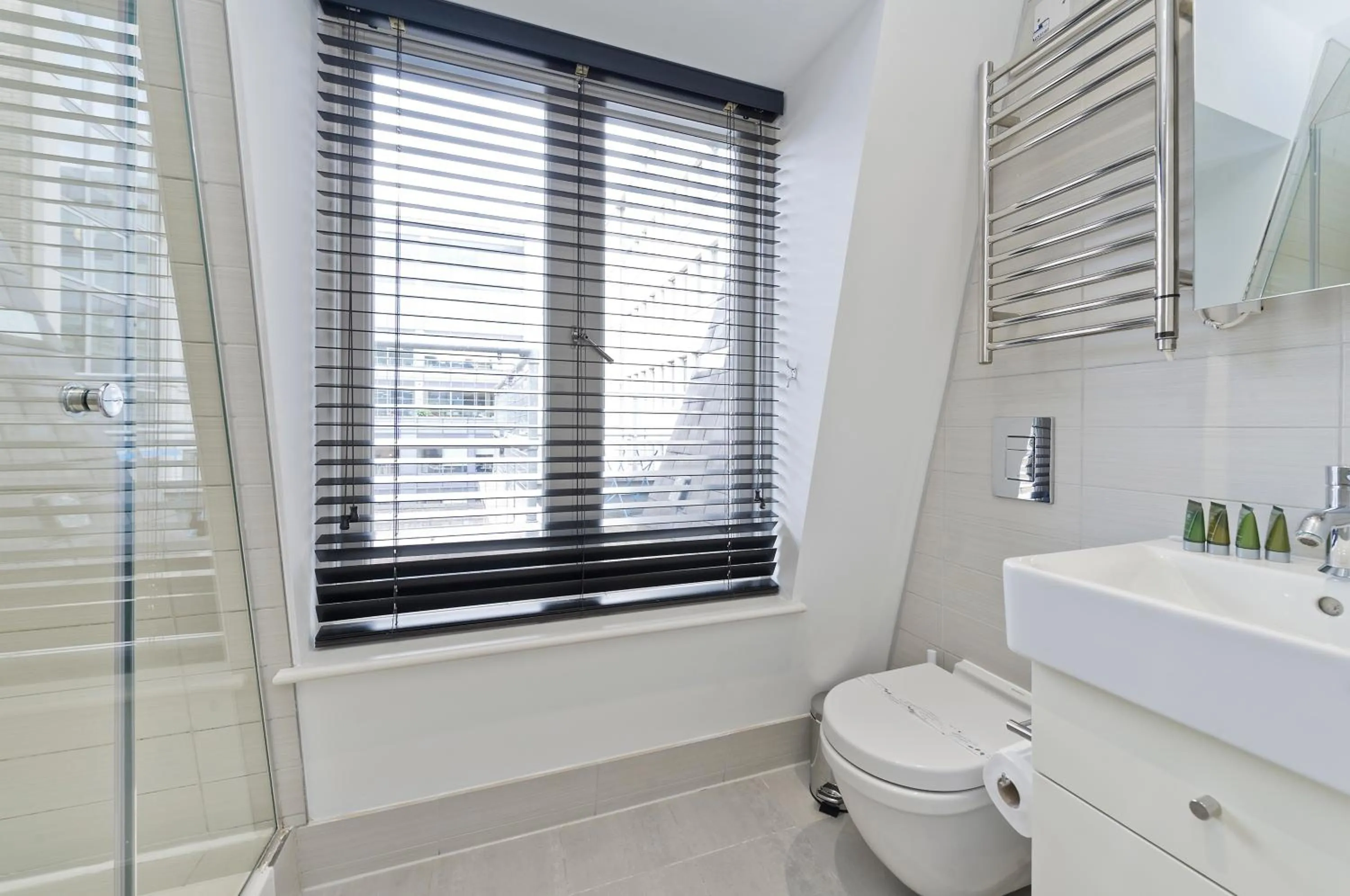 Bathroom in Crane Court by City2Stay