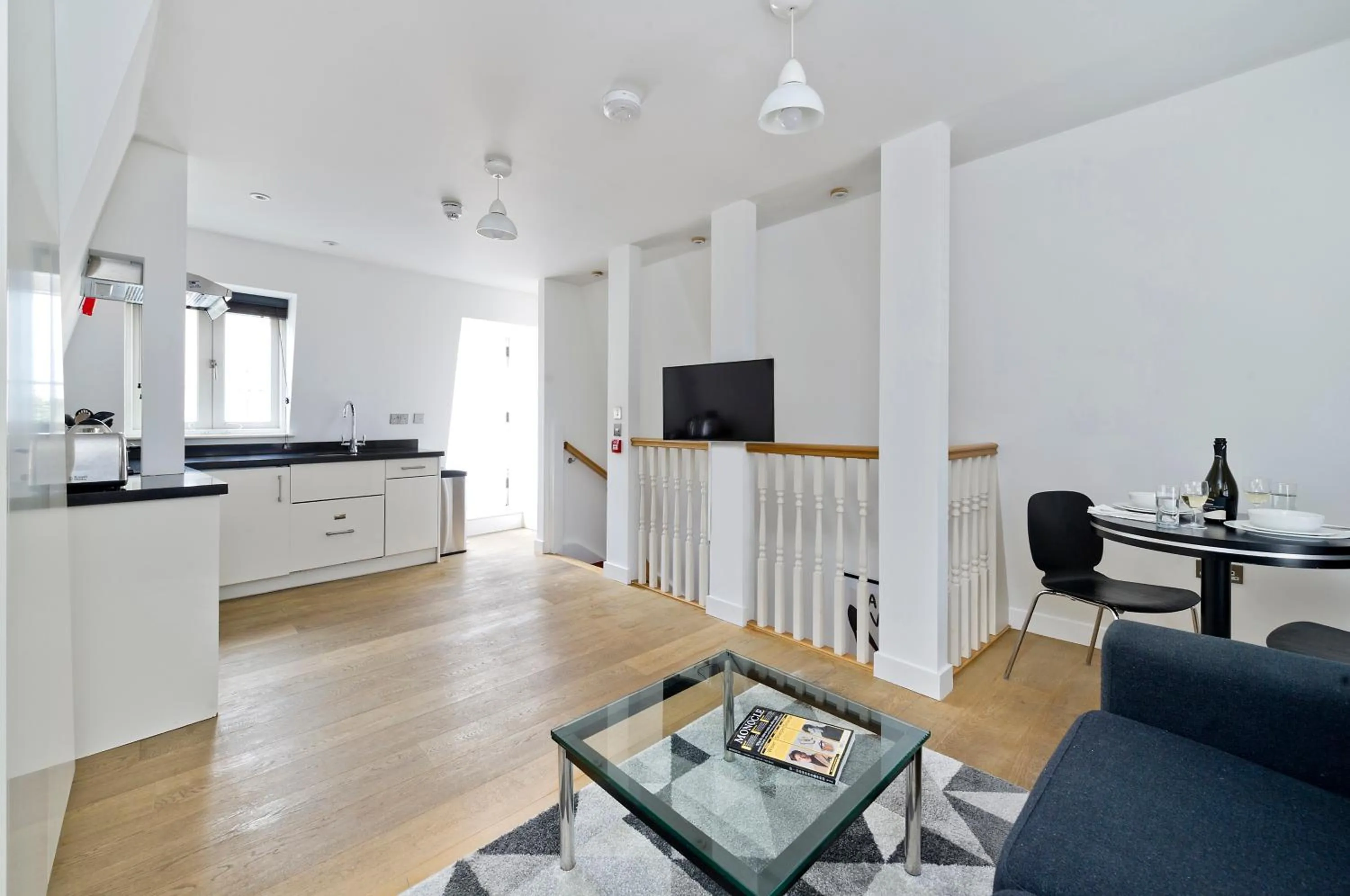 Kitchen or kitchenette in Crane Court by City2Stay