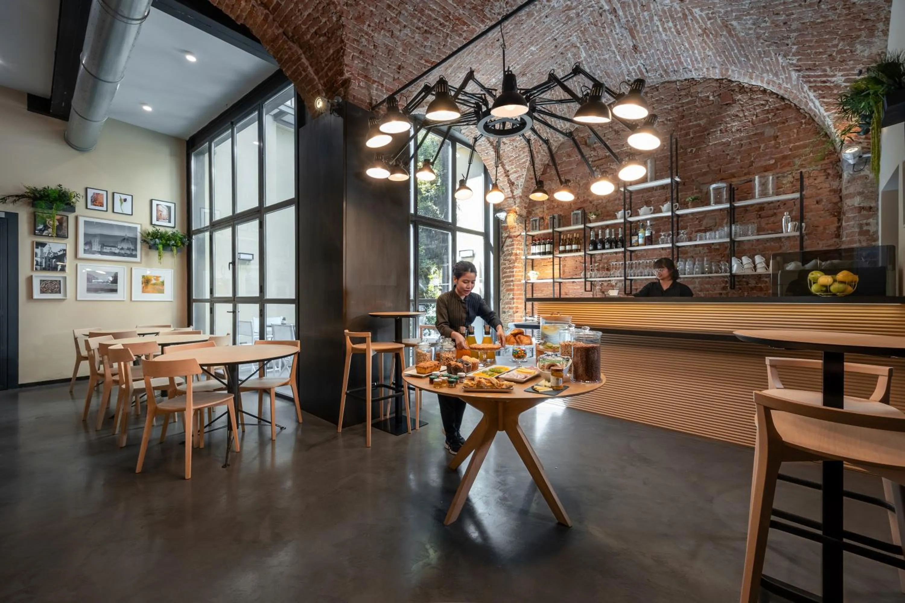 Breakfast in Globus Urban Hotel