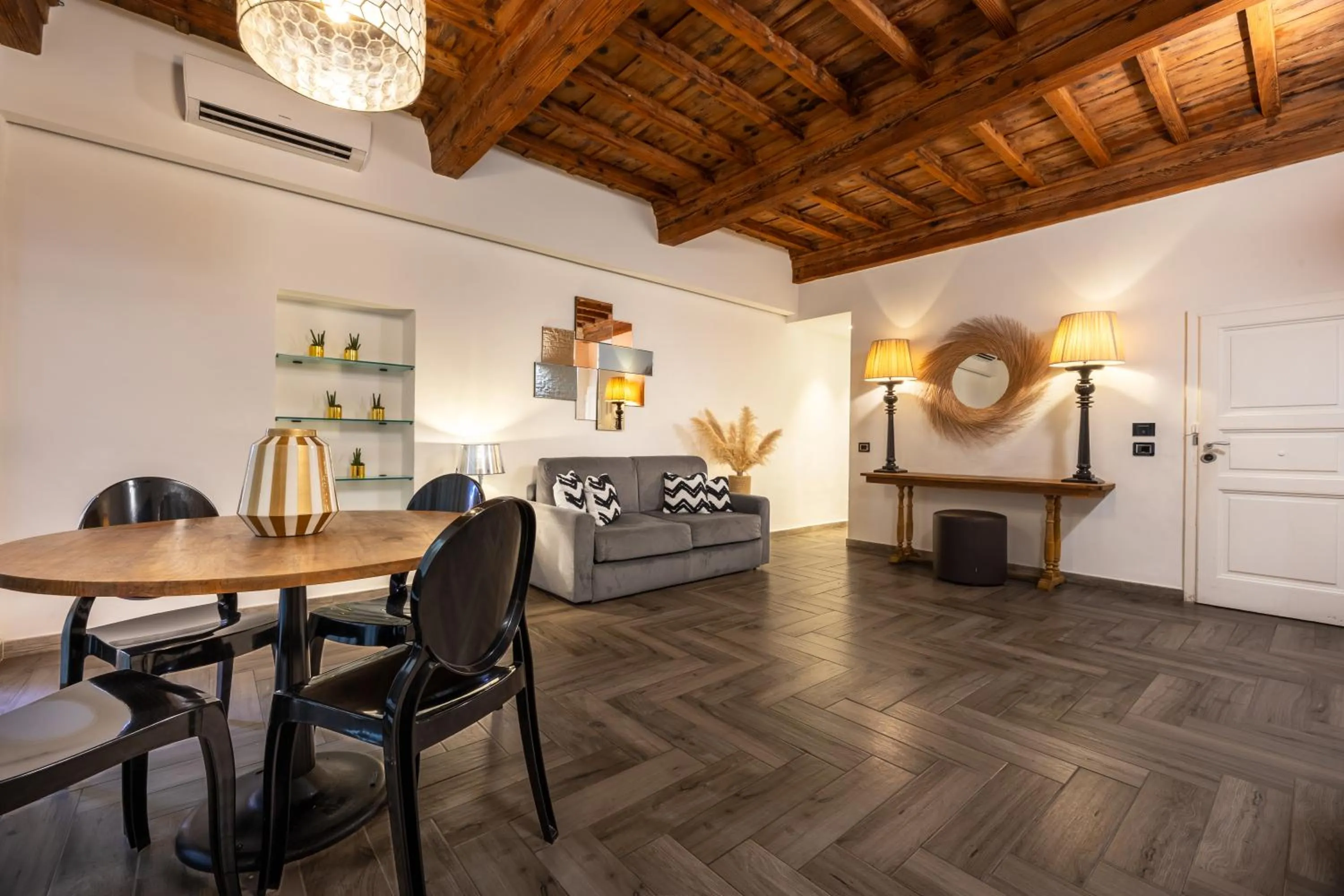 Living room in Globus Urban Hotel