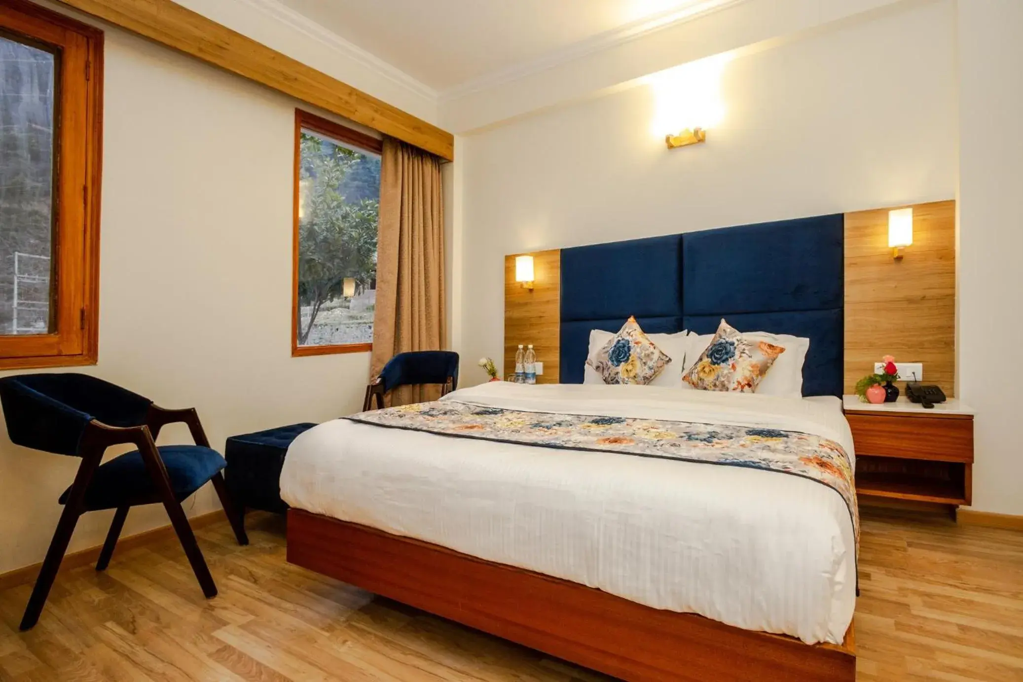 Deluxe Double Room in Anand Vardhan Resorts Deluxe Double Room in Anand Vardhan Resorts