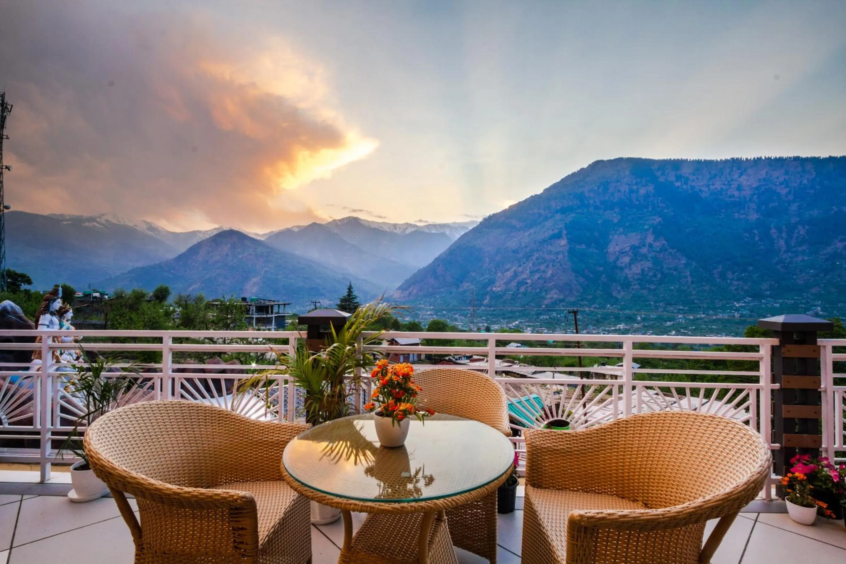 Balcony/Terrace in Anand Vardhan Resorts