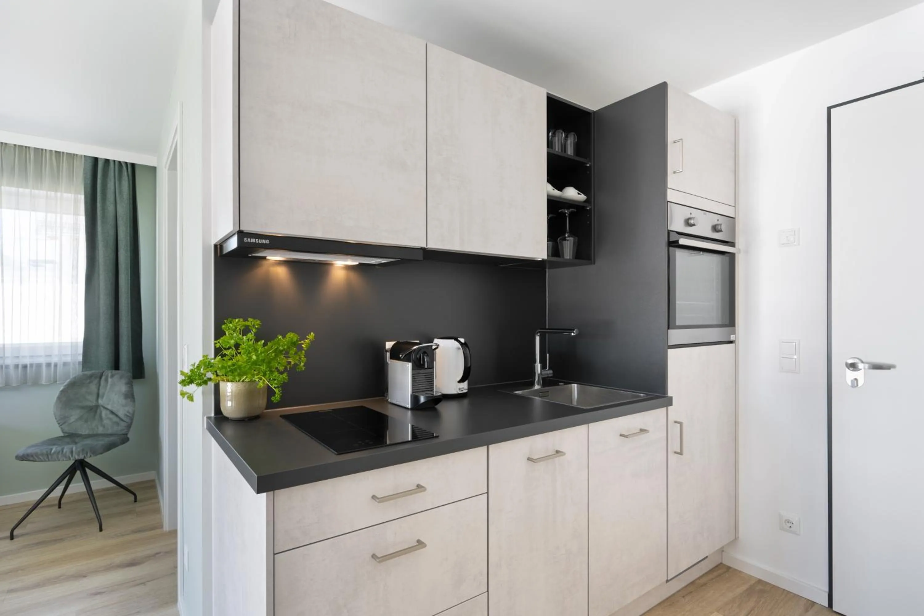 Coffee/tea facilities in Snooze Apartments Alling