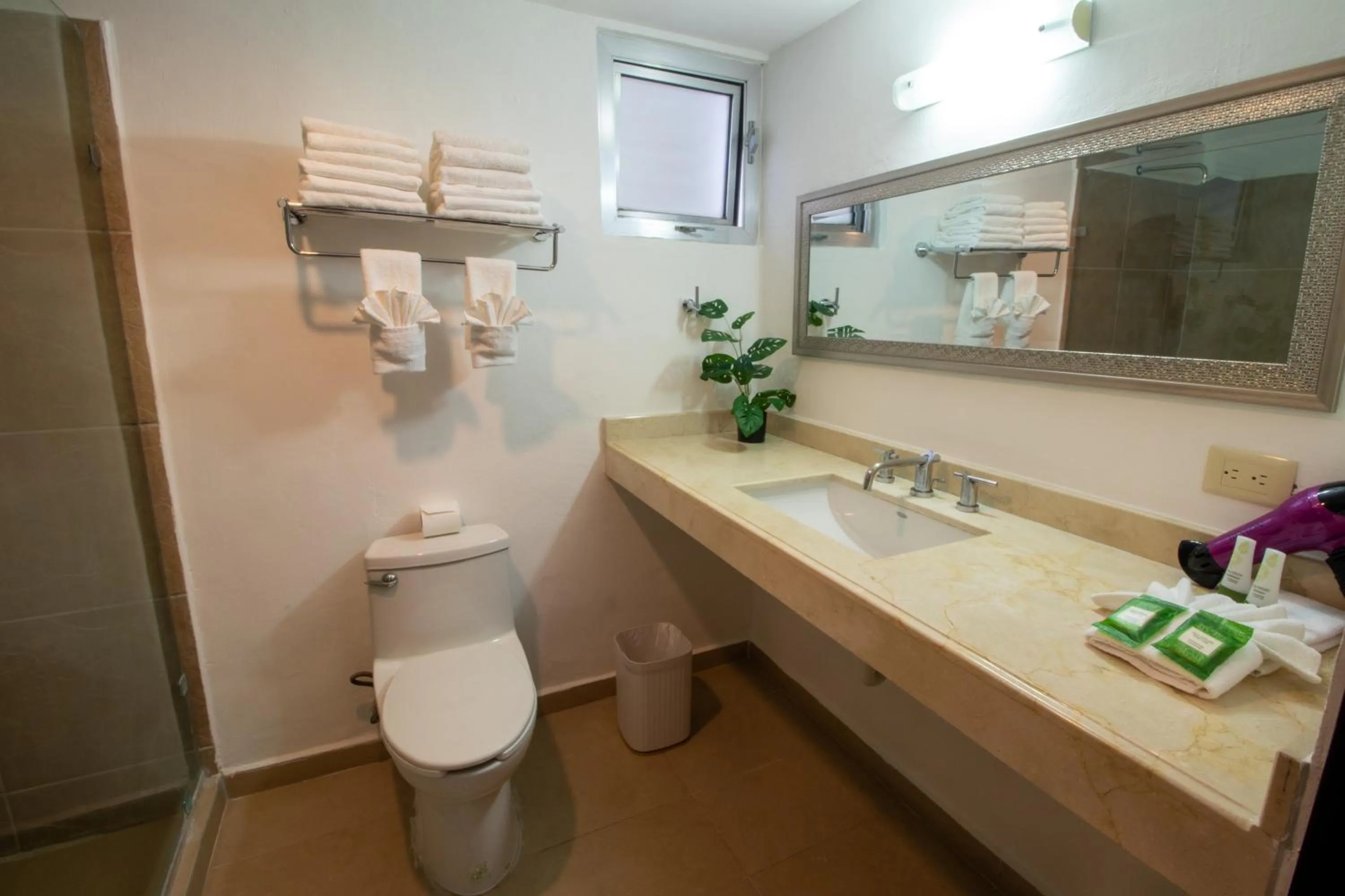 Bathroom in Hotel Villas Segovia Playa del Carmen