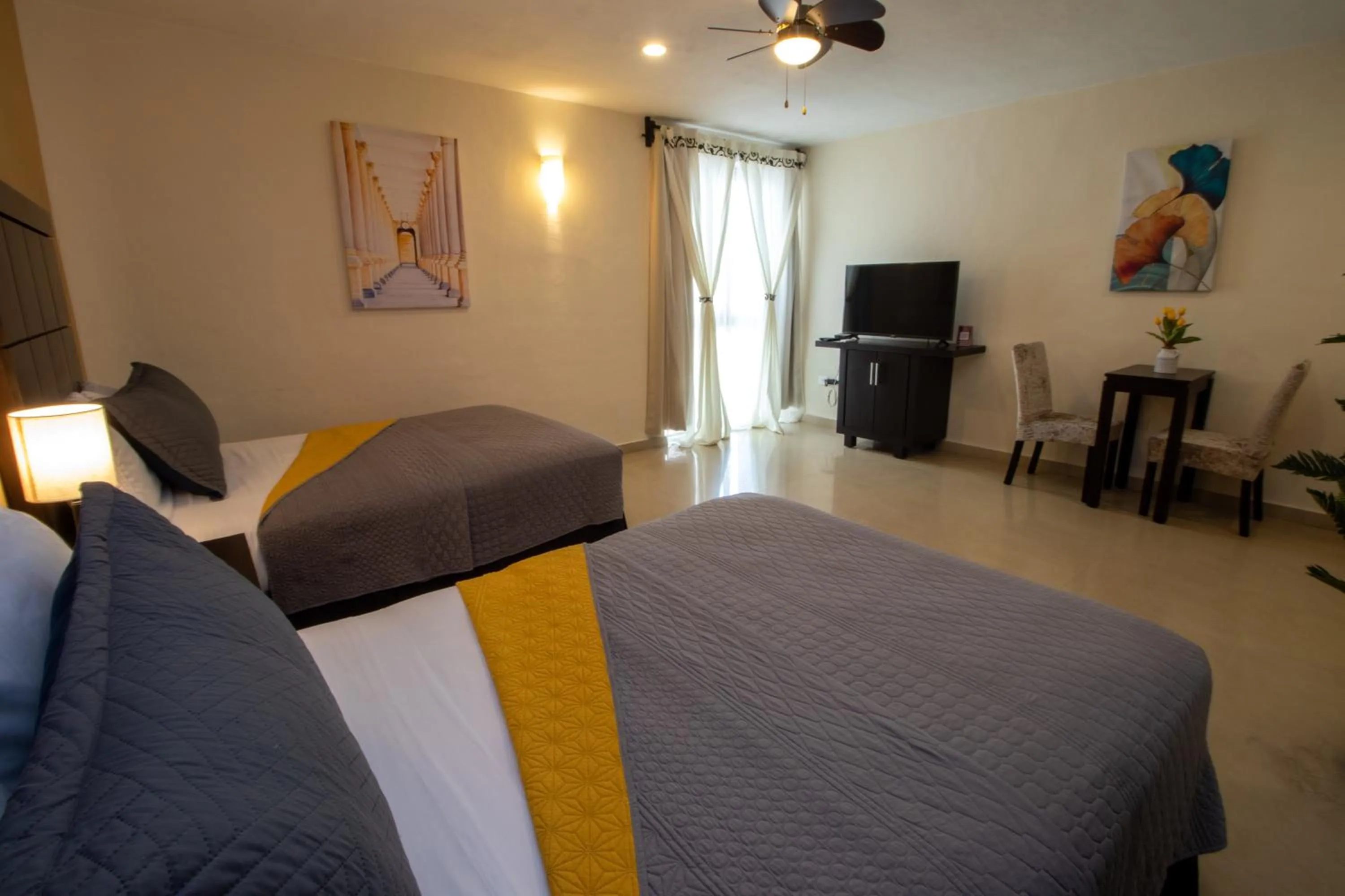 Photo of the whole room, Bed in Hotel Villas Segovia Playa del Carmen