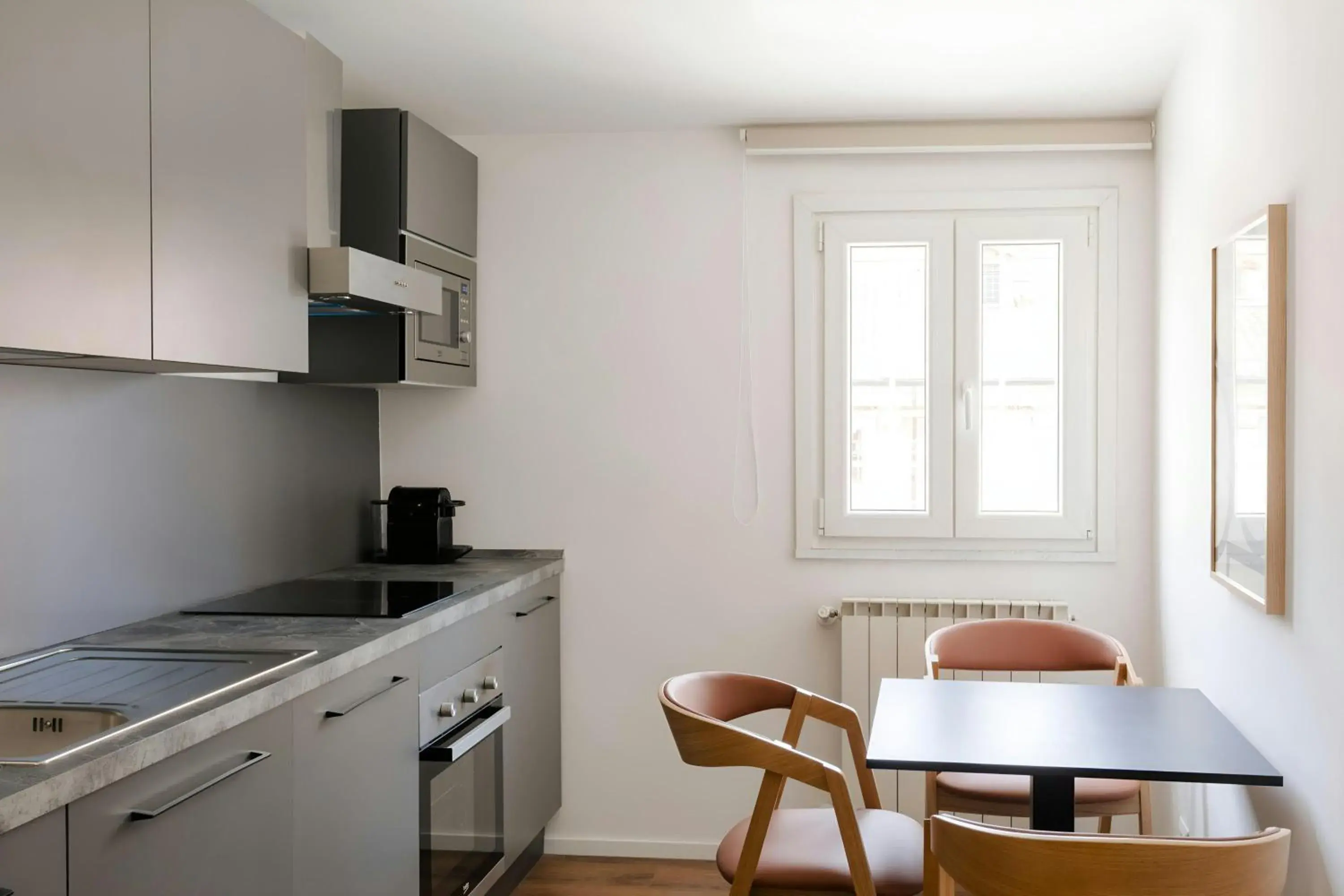 Queen Room in Sonder by Marriott Bonvoy Piazza Venezia Apartments Queen Room in Sonder by Marriott Bonvoy Piazza Venezia Apartments