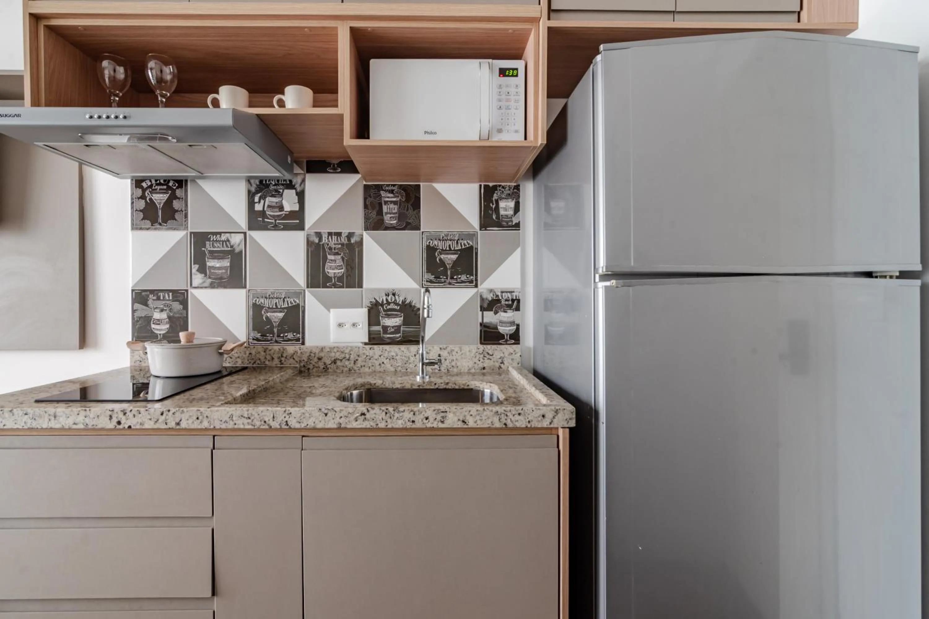 Kitchen or kitchenette in 360 Brooklin