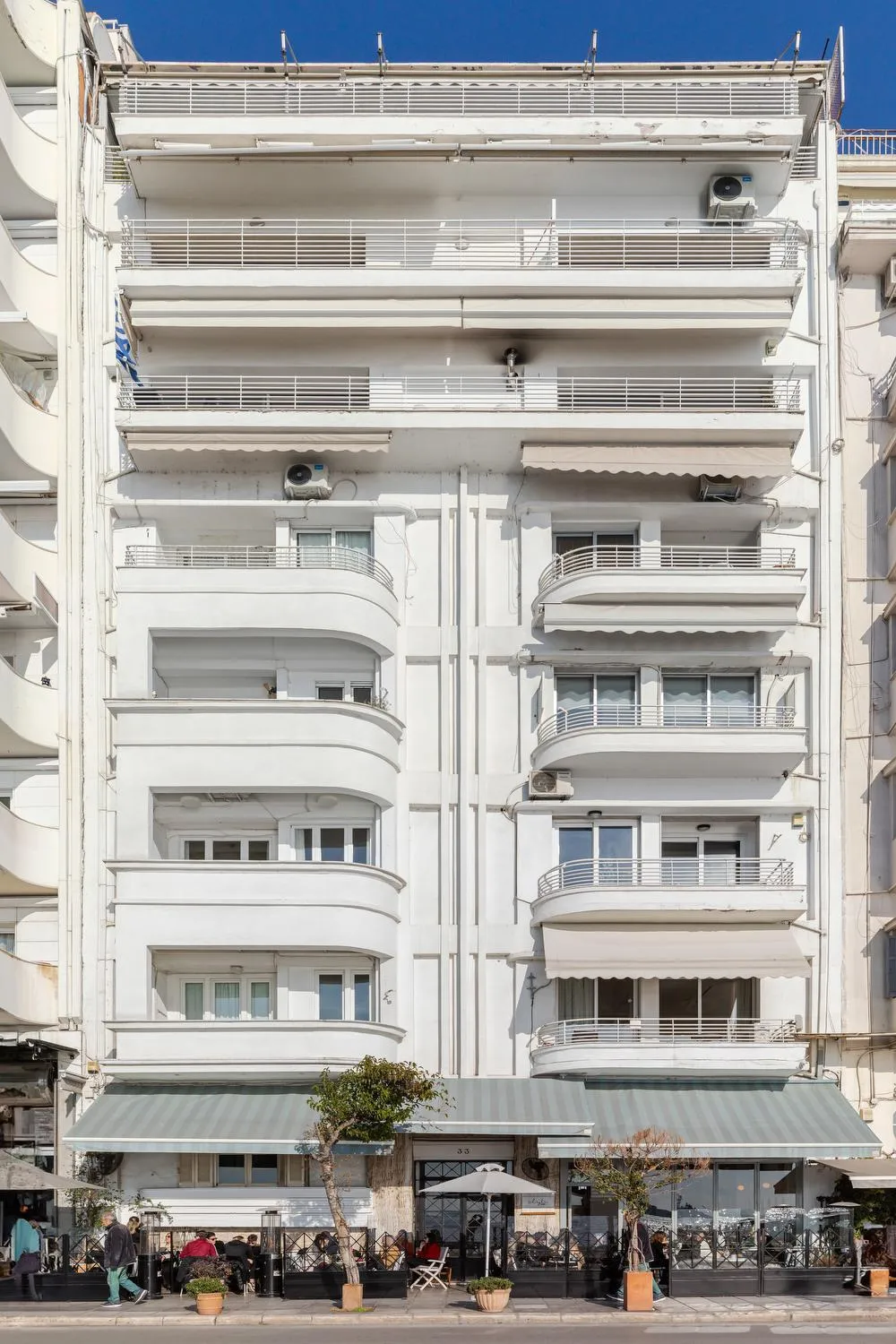 Property building in Infinity & Beyond by halu! - Seafront apartments