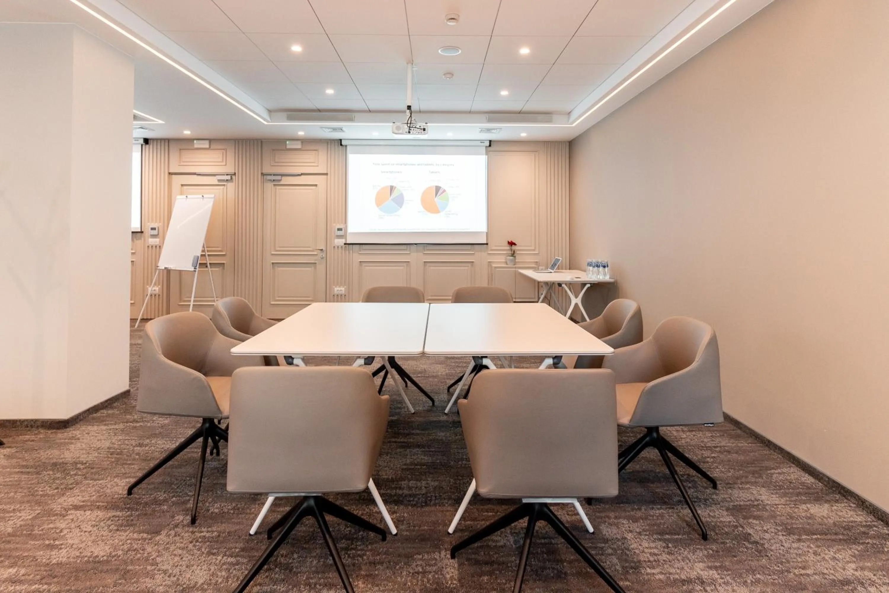 Seating area in VIZUALIZA Residence Hotel