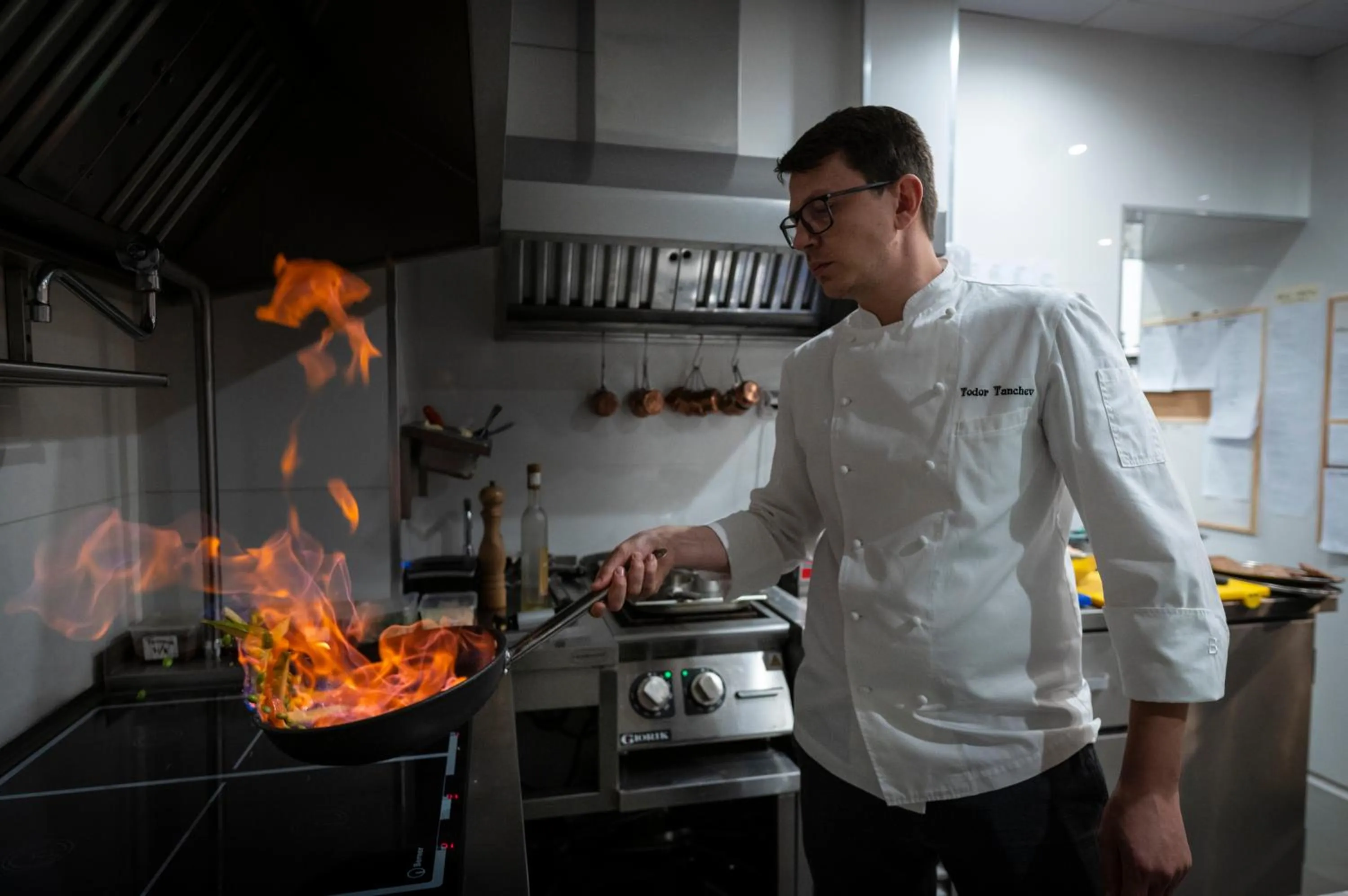 stove in VIZUALIZA Residence Hotel