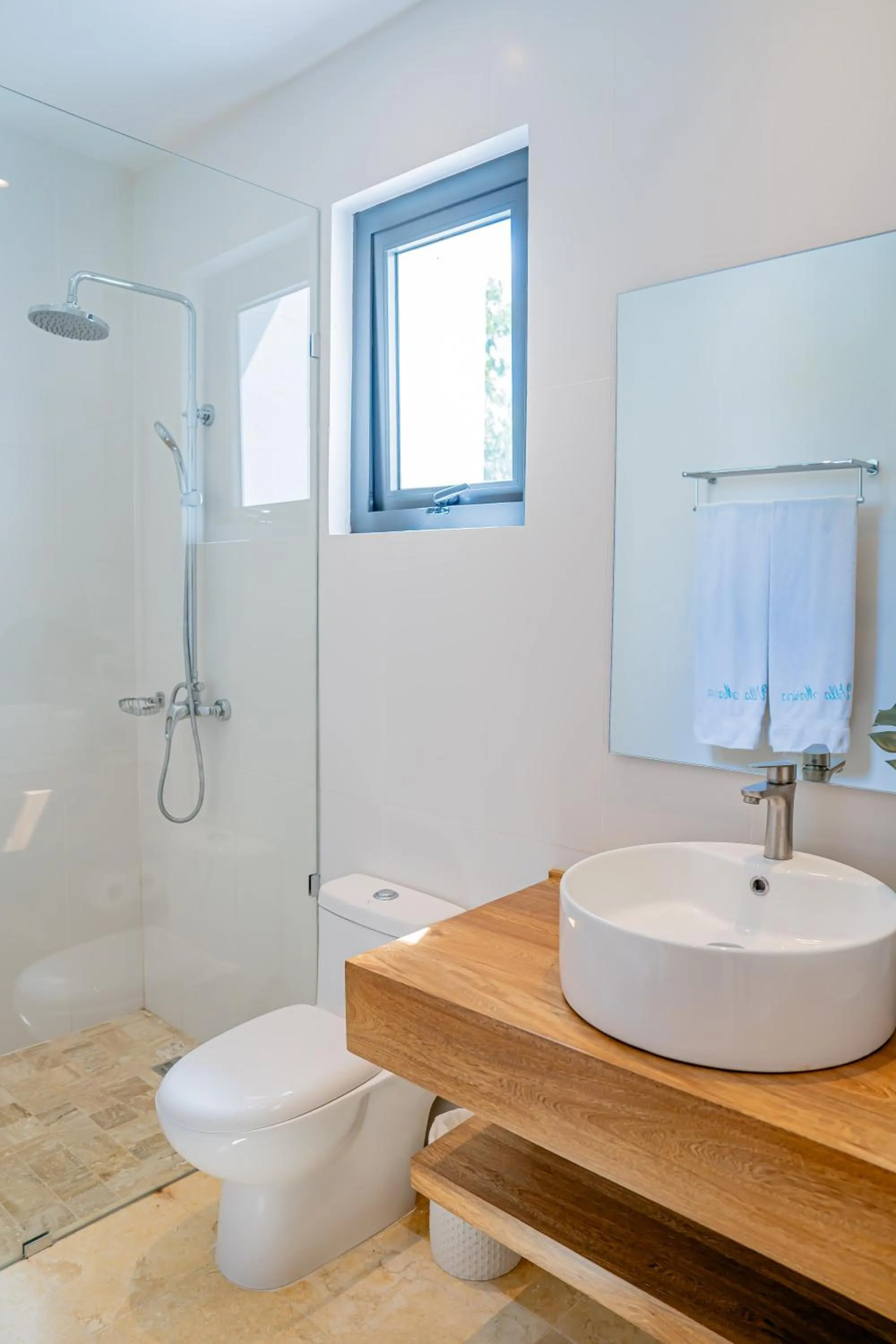 Toilet in Xeliter Green One Playa Dorada