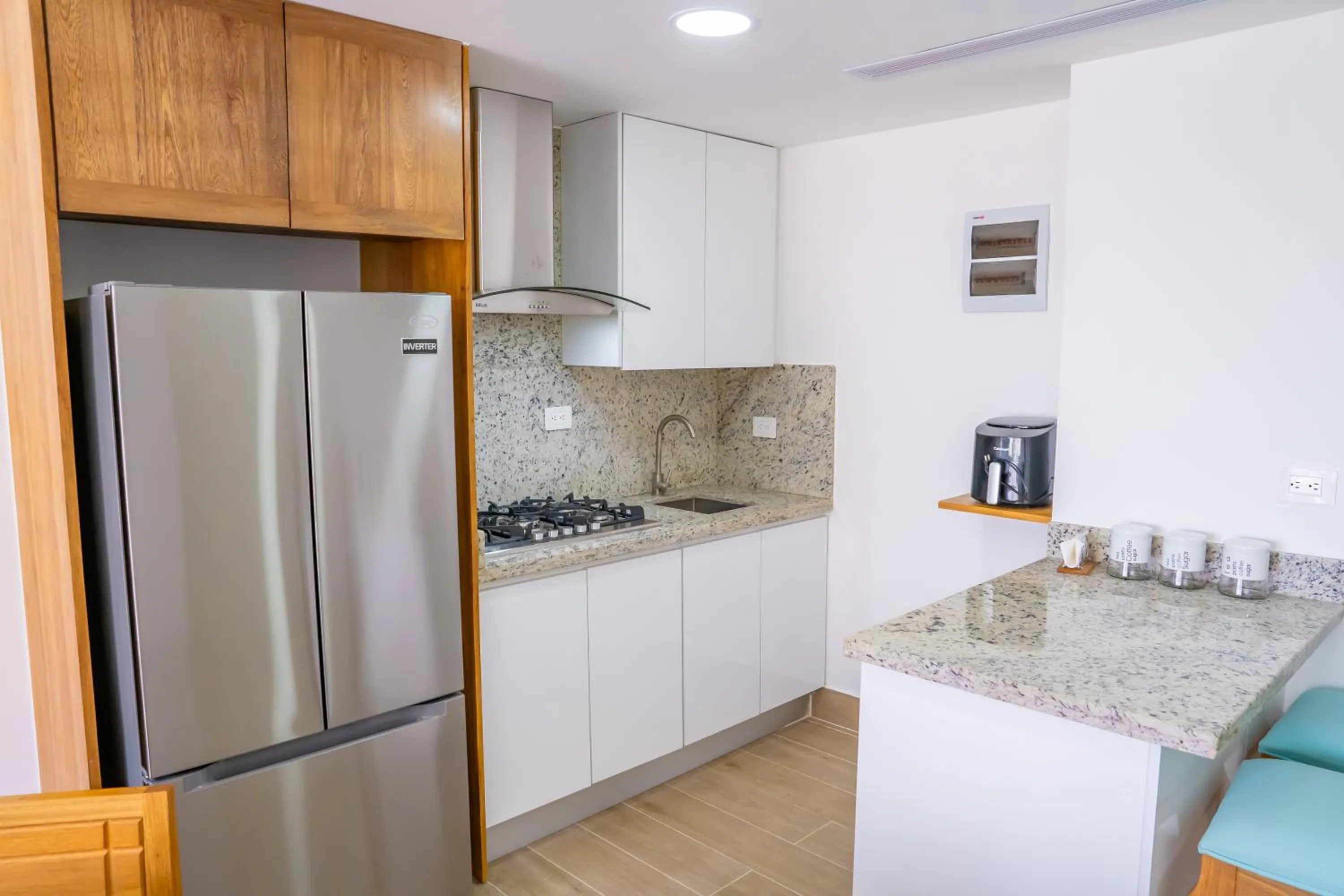 Kitchen or kitchenette in Xeliter Green One Playa Dorada