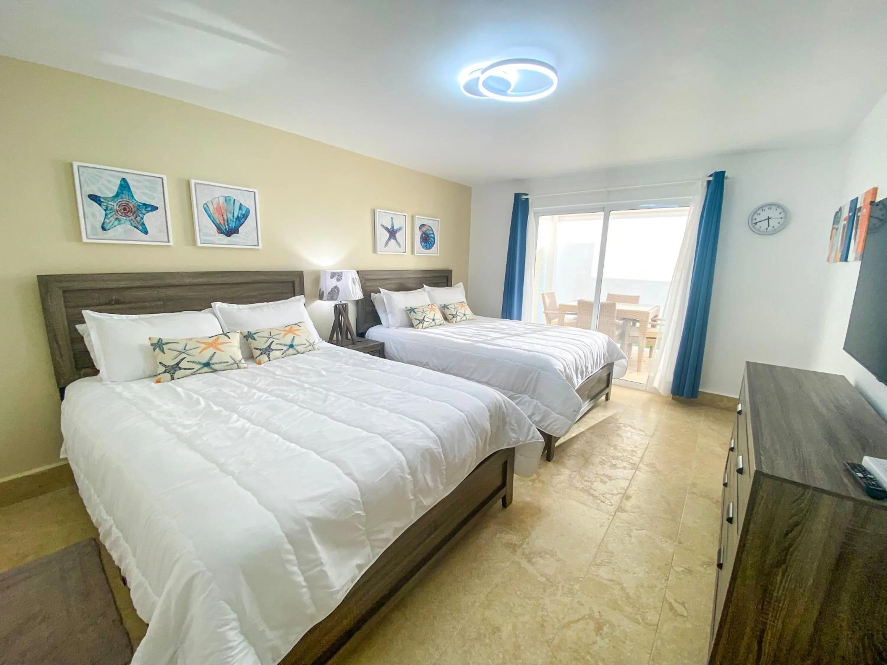 Bedroom, Bed in Xeliter Green One Playa Dorada