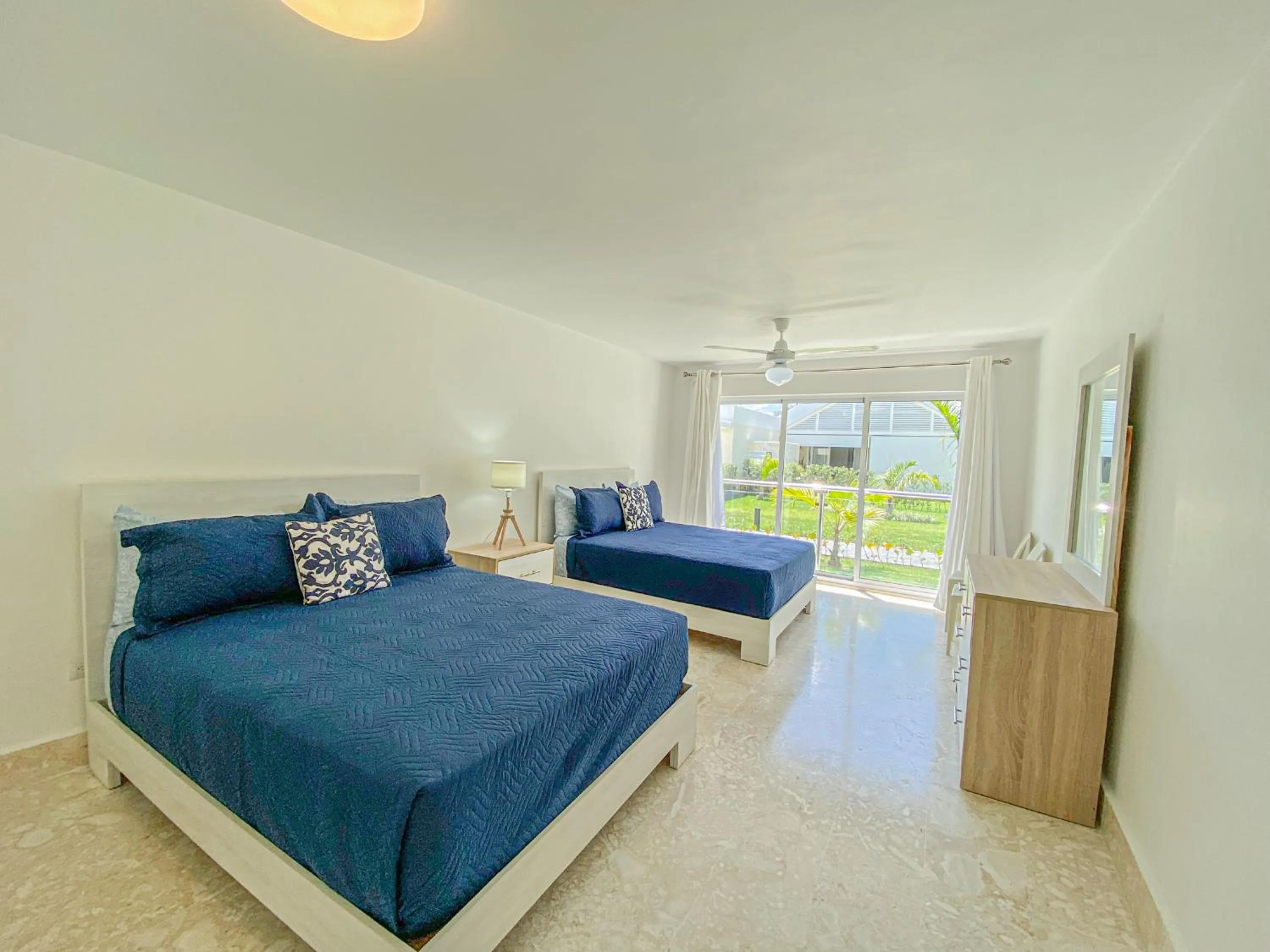 Bedroom, Bed in Xeliter Green One Playa Dorada