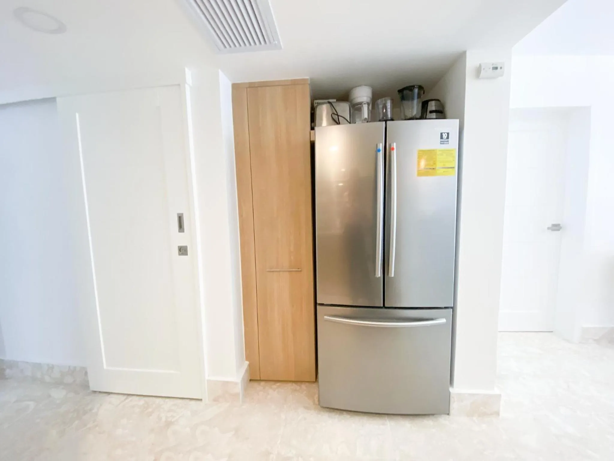 Kitchen or kitchenette in Xeliter Green One Playa Dorada