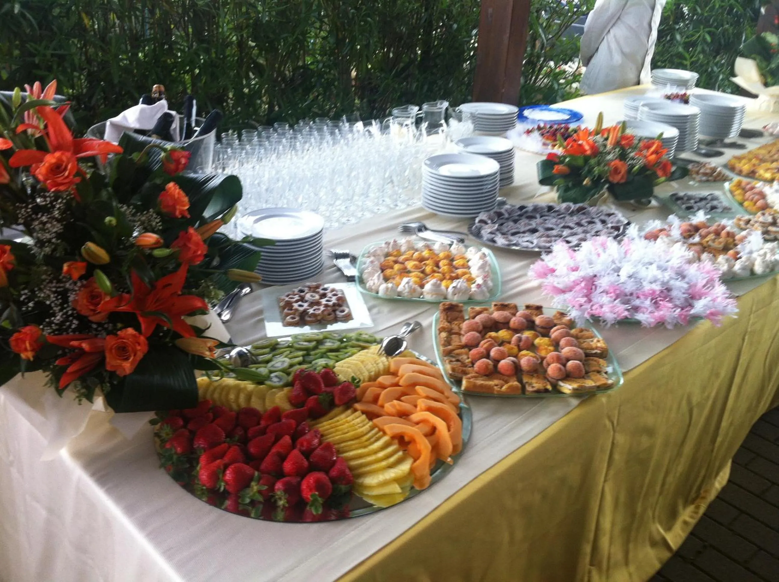 Restaurant/places to eat in Happy Village & Camping