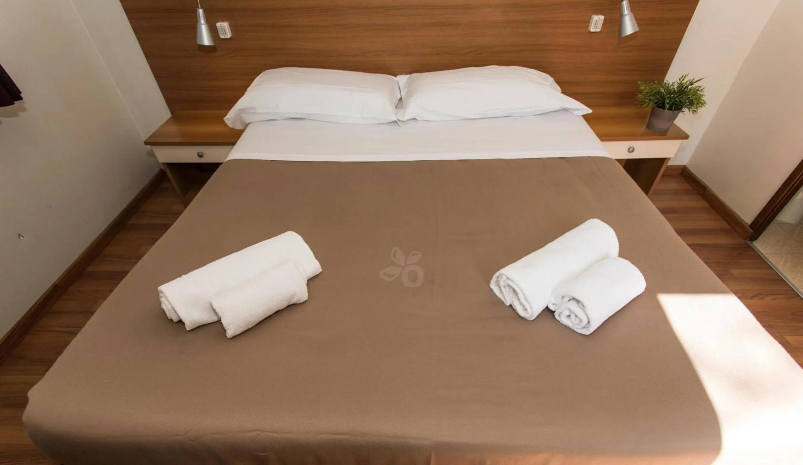 Bed in Happy Village & Camping