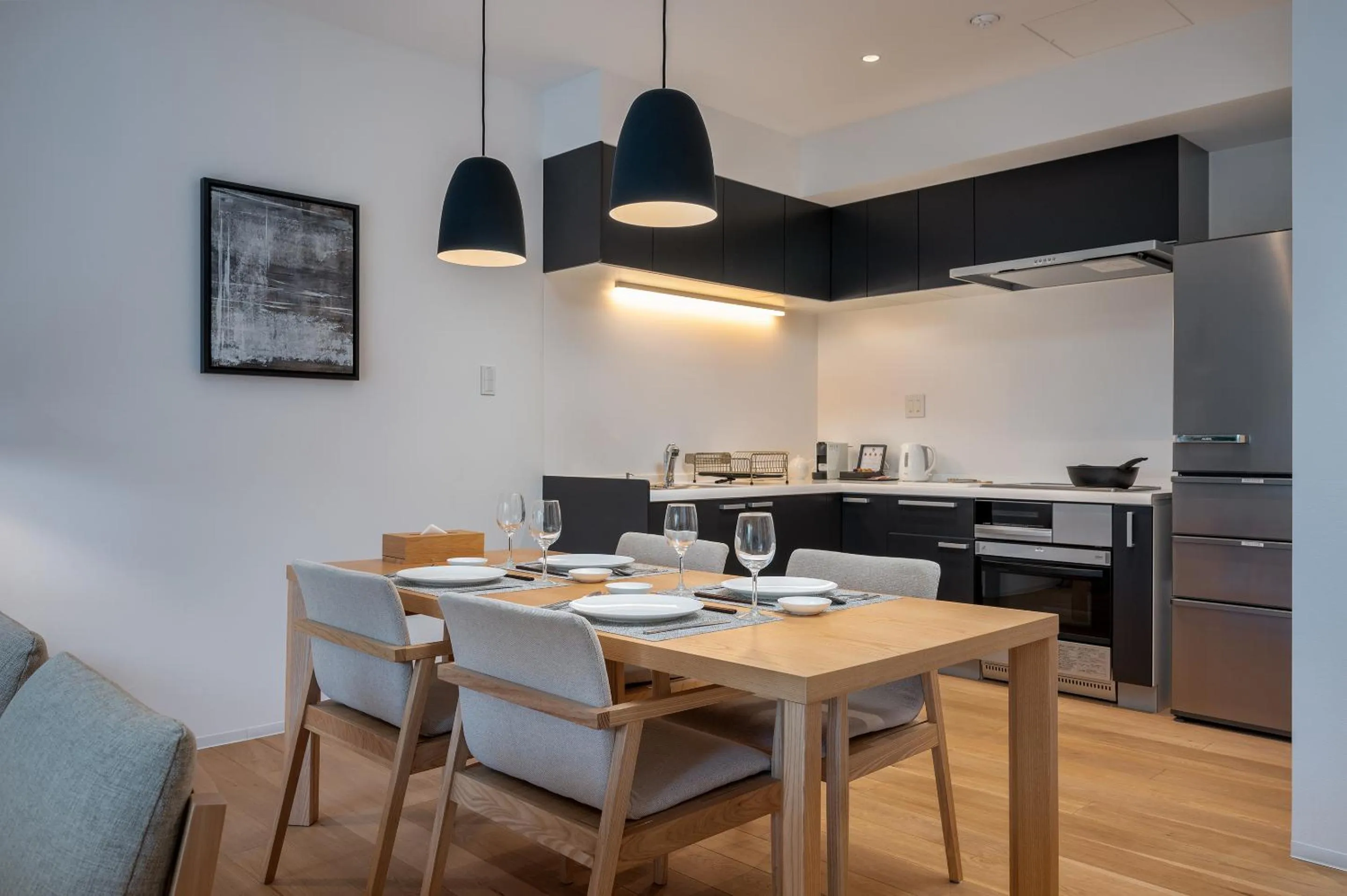 Dining area in Kaku Place by H2 Life