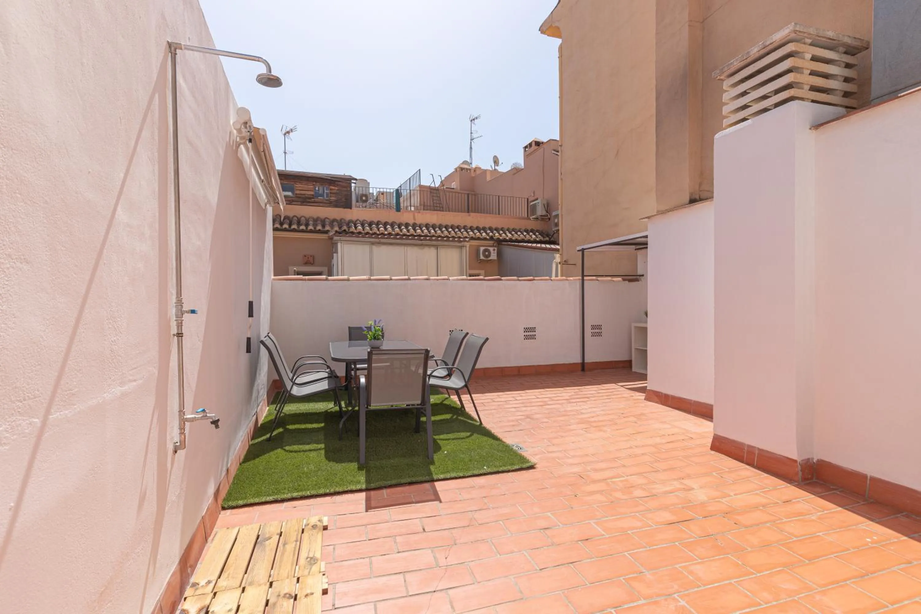 Balcony/Terrace in Thyssen Boutique Apartments by Caleta Homes