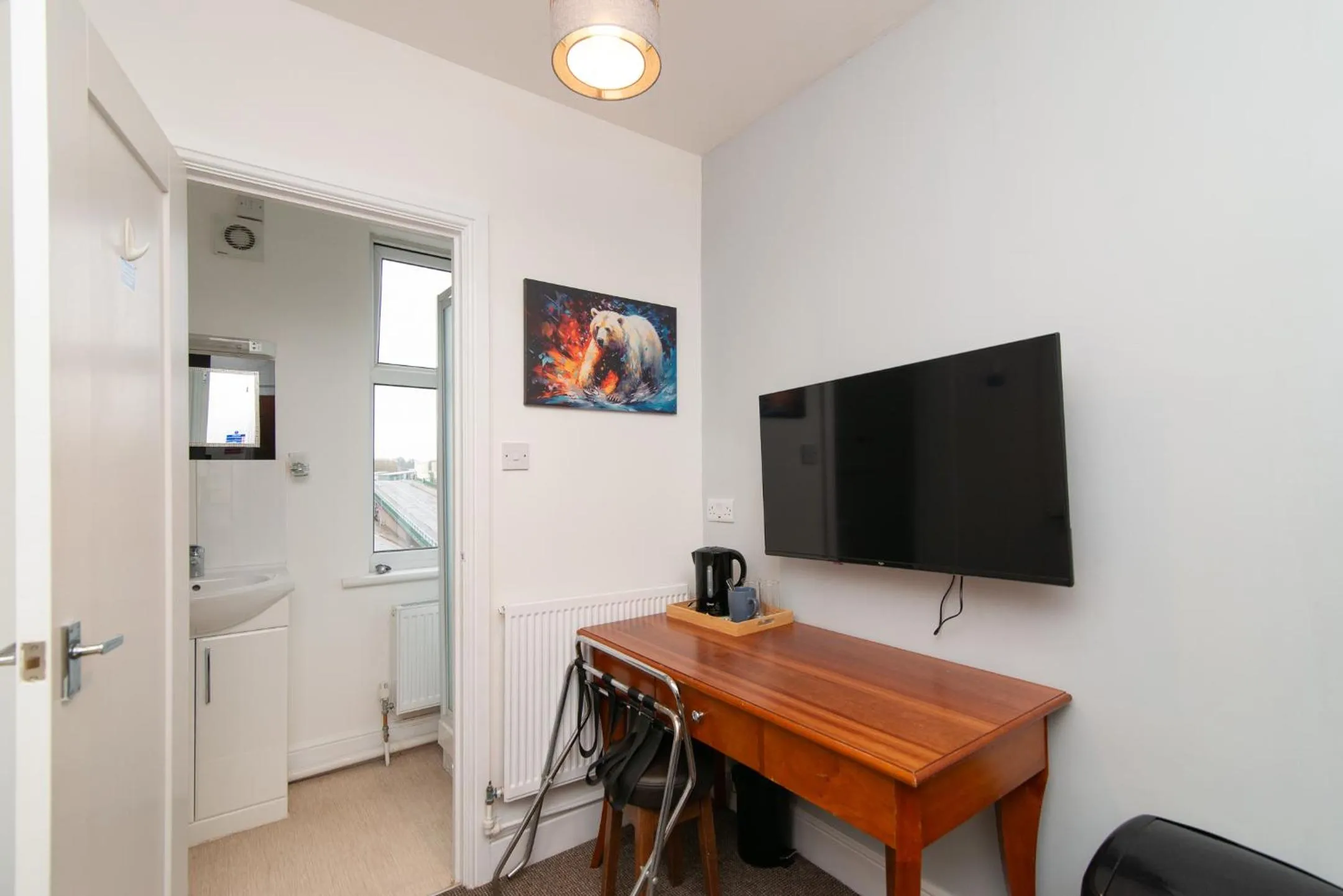 The Linden Leaf Rooms