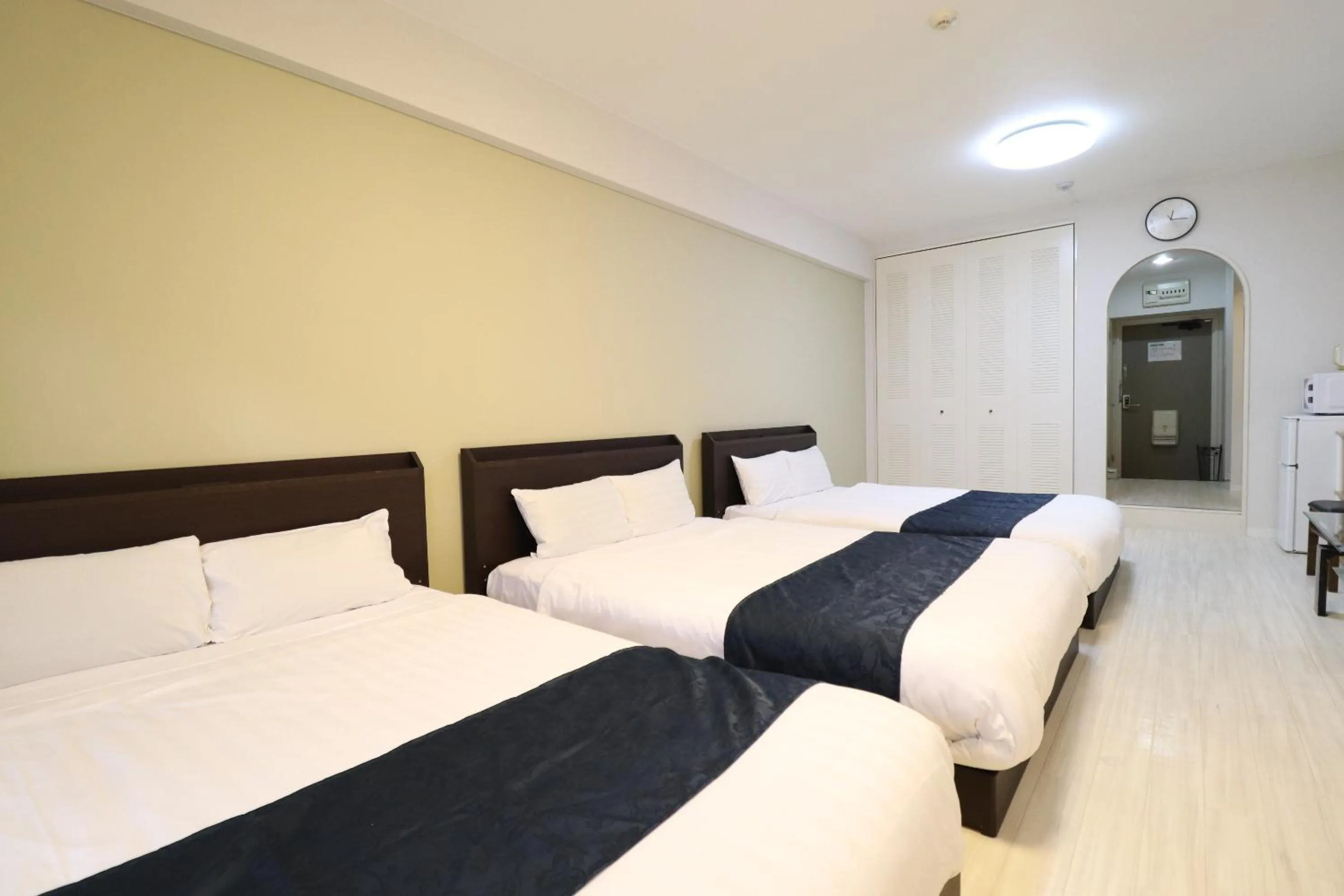 Bedroom, Bed in Arkadia ef