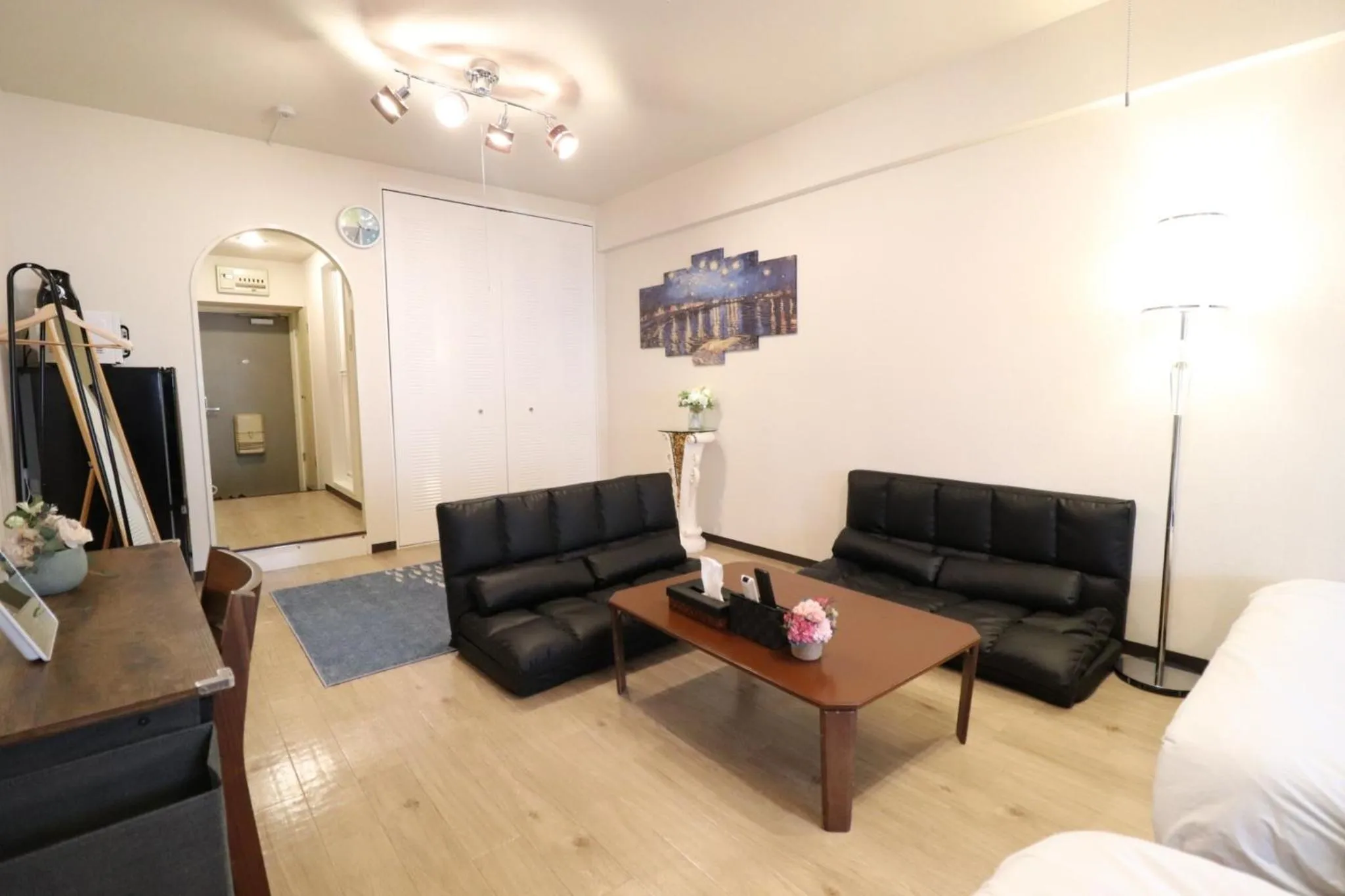 Photo of the whole room in Arkadia ef