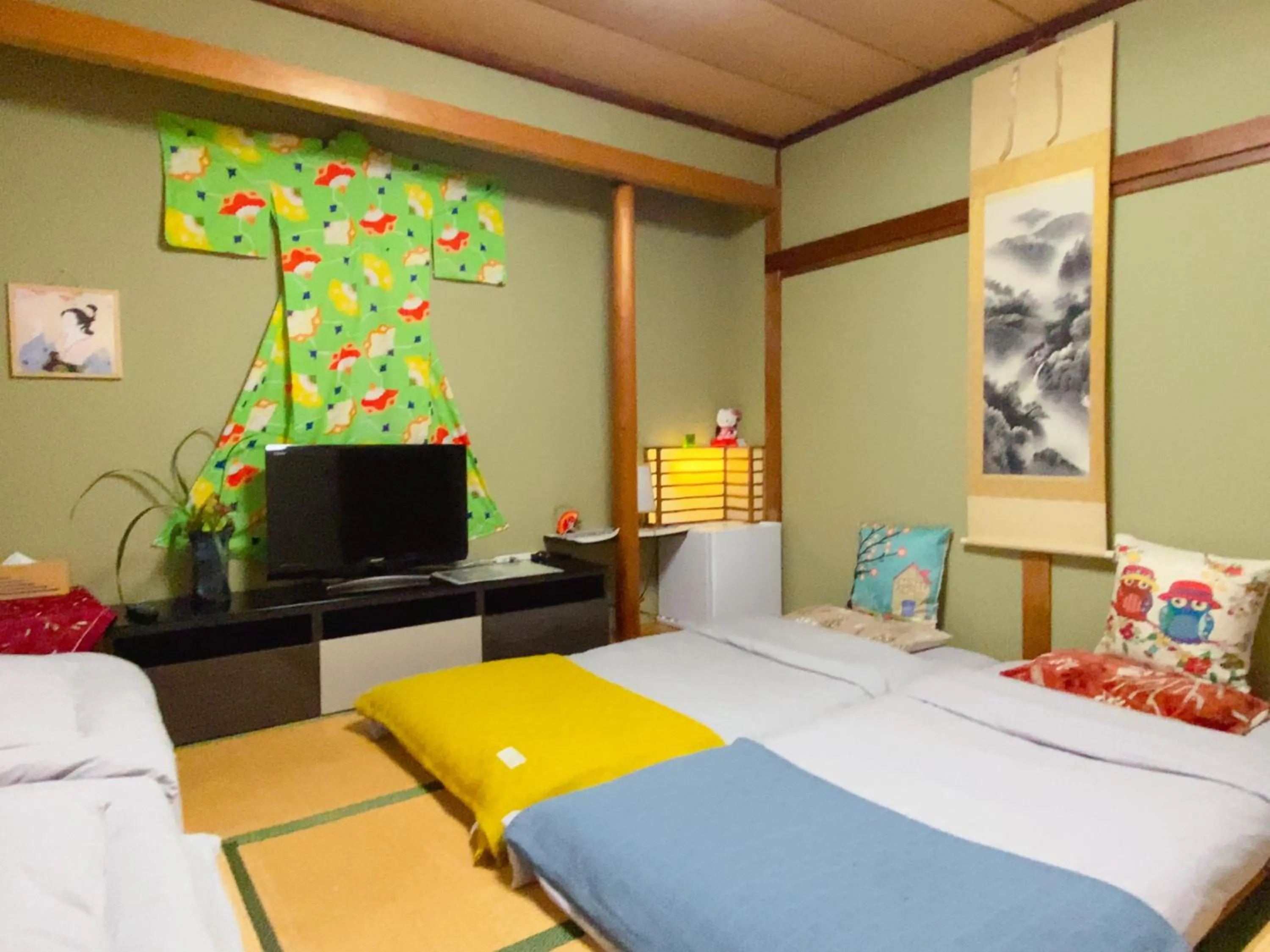 Bed in Hanamizuki Onsen Resort