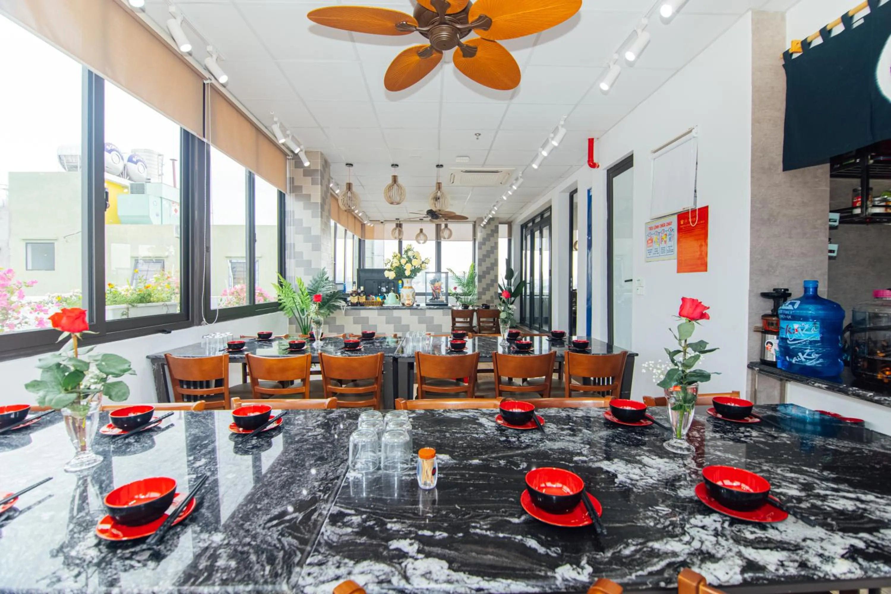 Restaurant/places to eat in Maruko Hạ Long Hotel