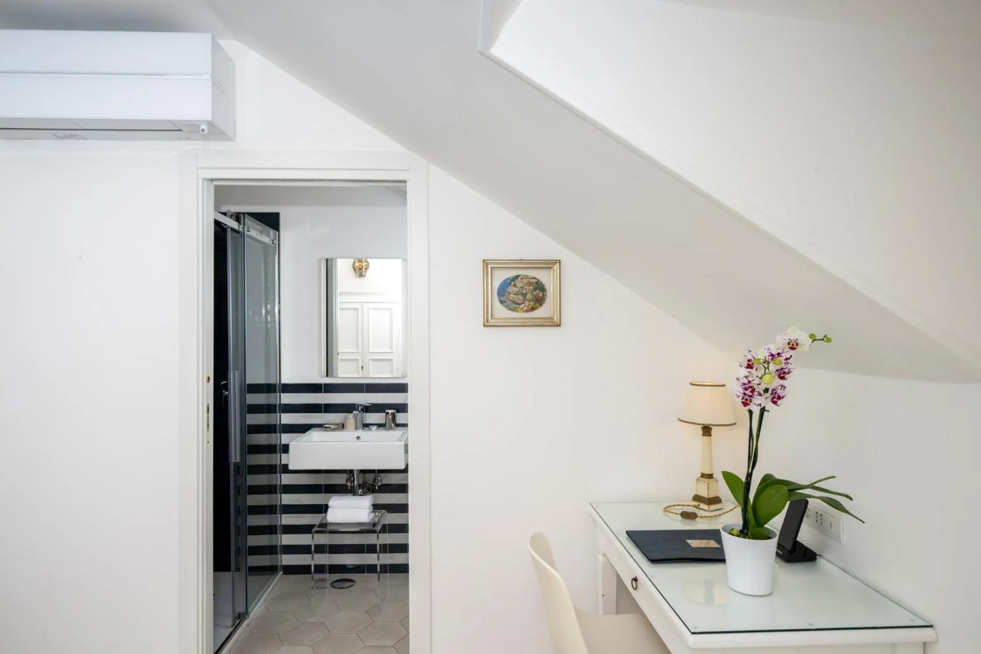 Bathroom in Hotel Villa Gabrisa
