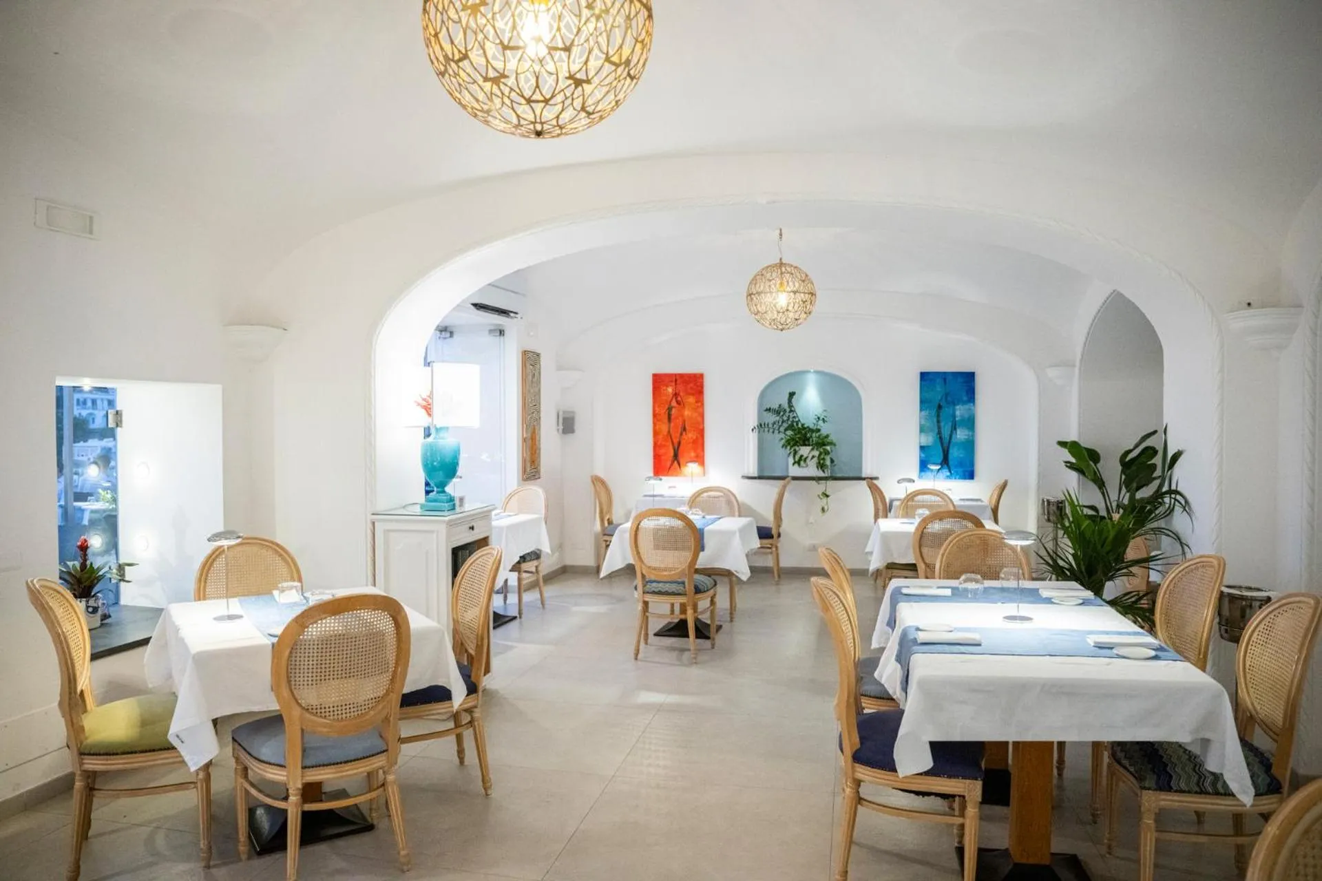 Restaurant/places to eat in Hotel Villa Gabrisa