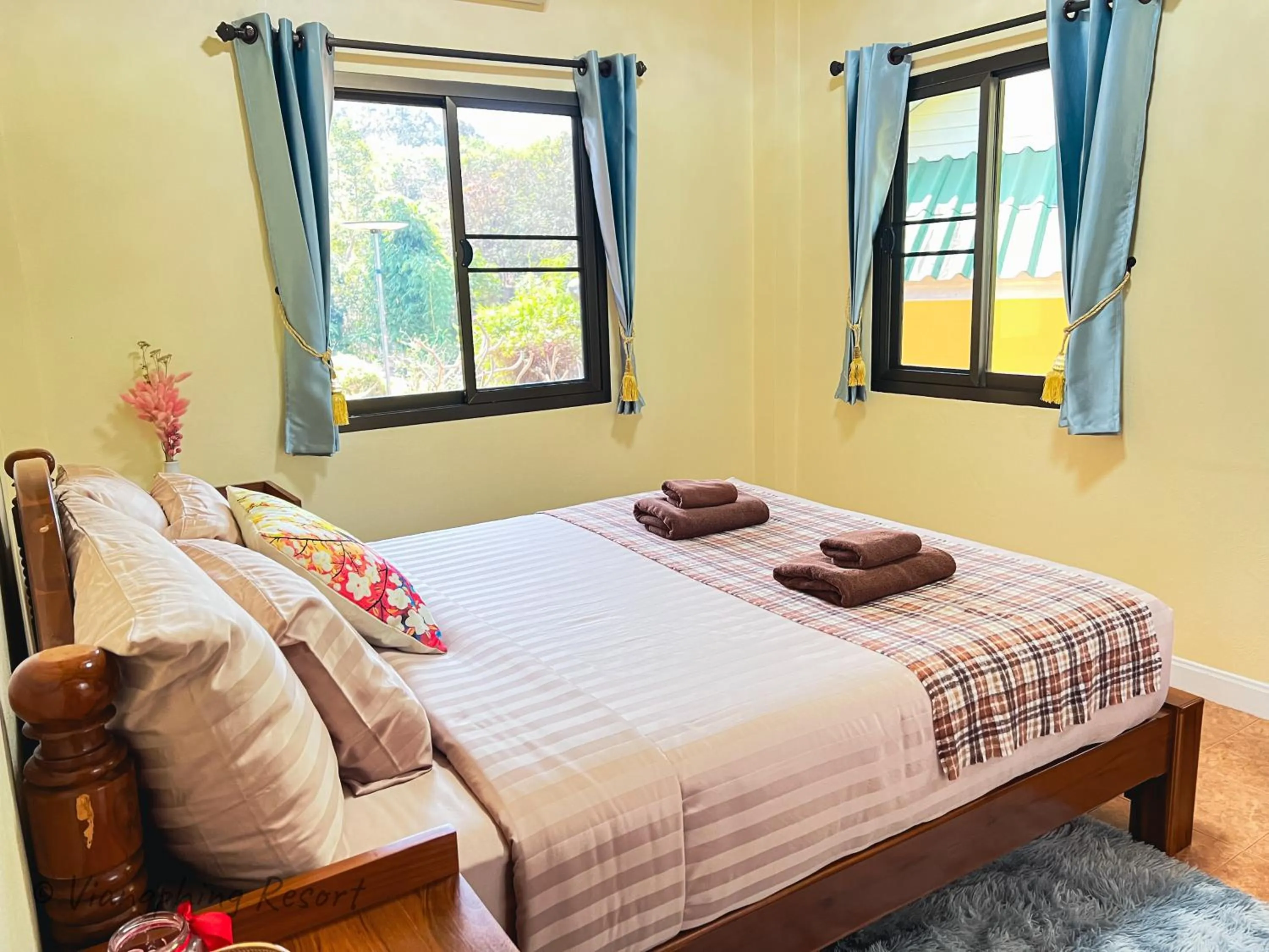 Bed in ViangPhing Resort