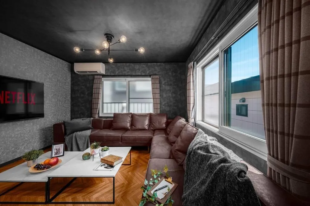 Living room in The SECRET