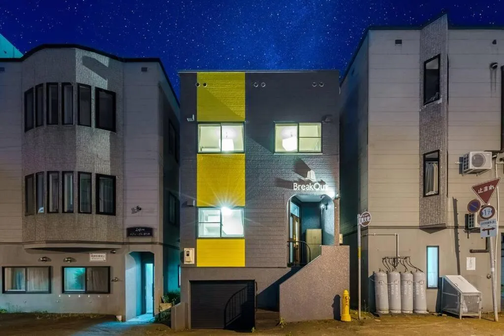 Property building in The SECRET