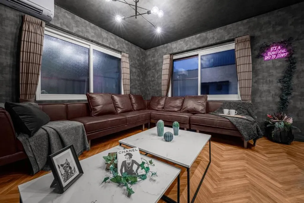 TV and multimedia in The SECRET