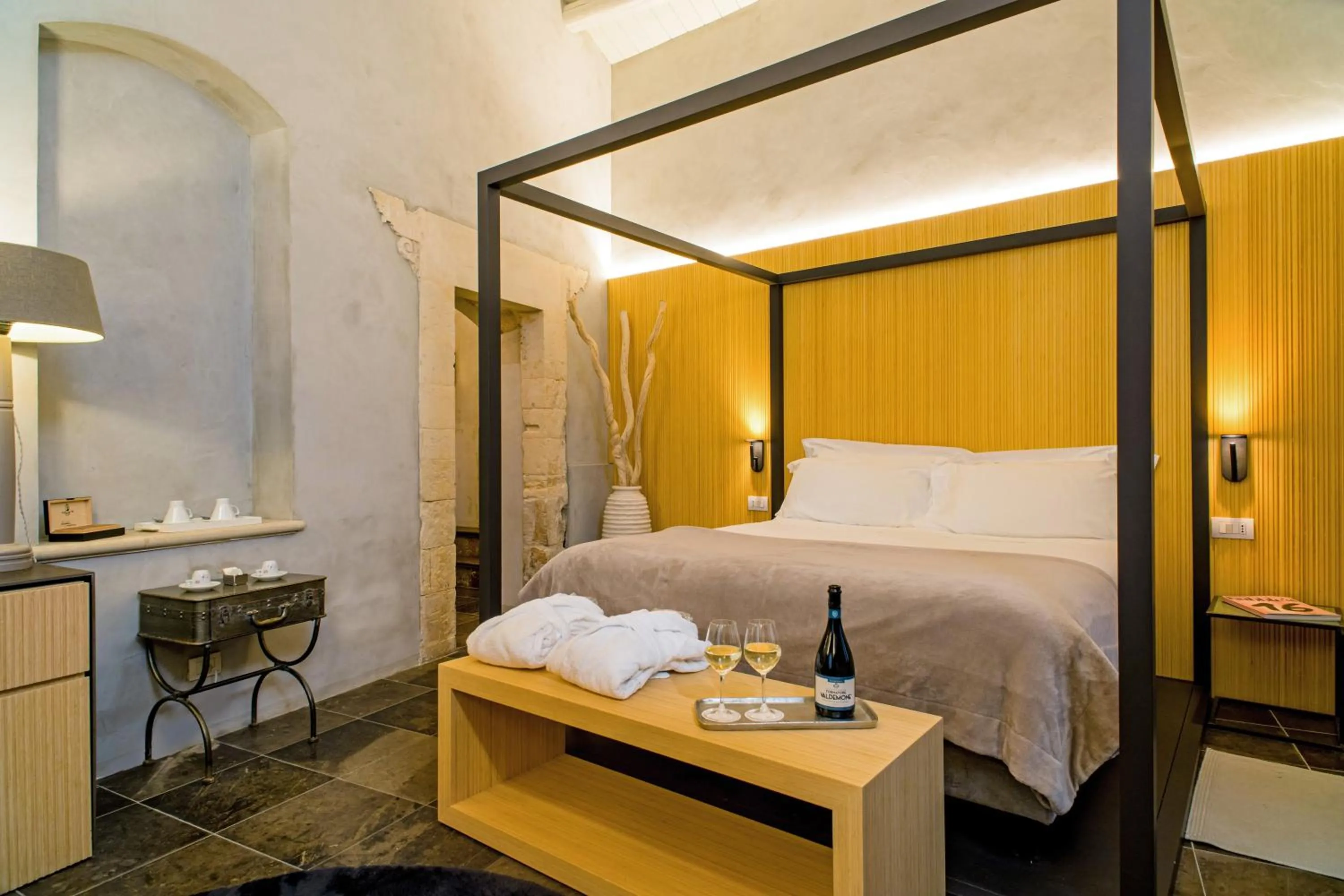 Bed in Locanda Don Serafino Historical Boutique Hotel