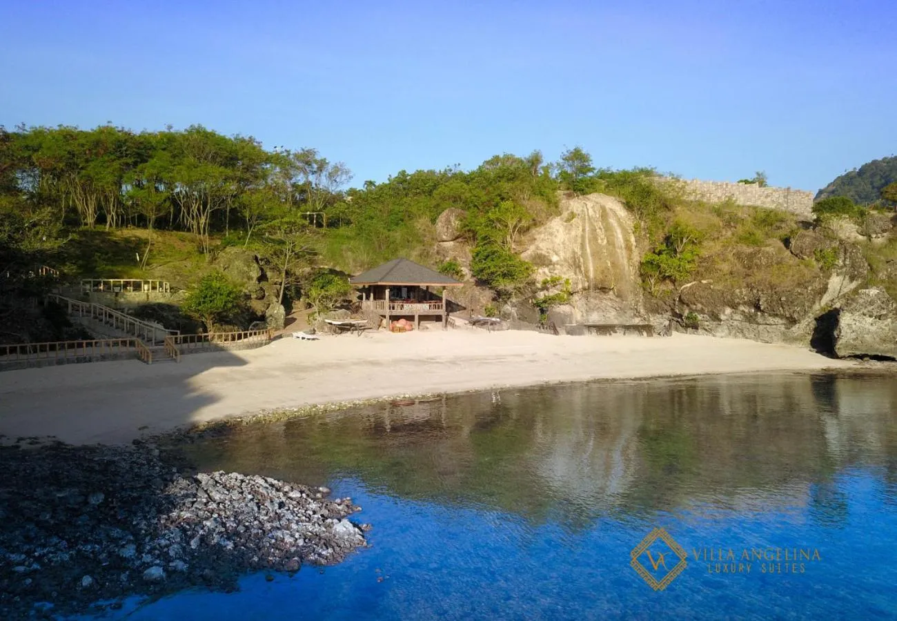 Restaurant/places to eat in Villa Angelina Luxury Suites