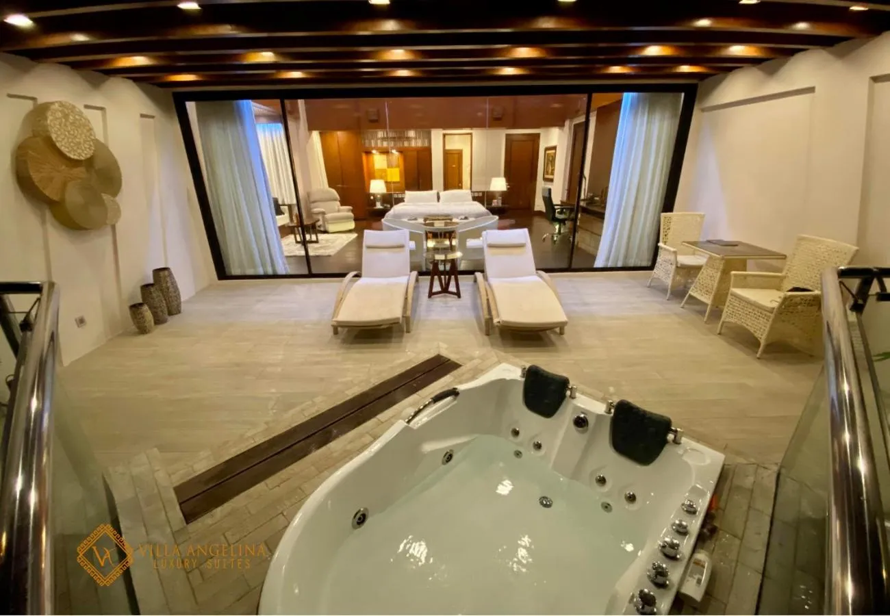 Open Air Bath in Villa Angelina Luxury Suites