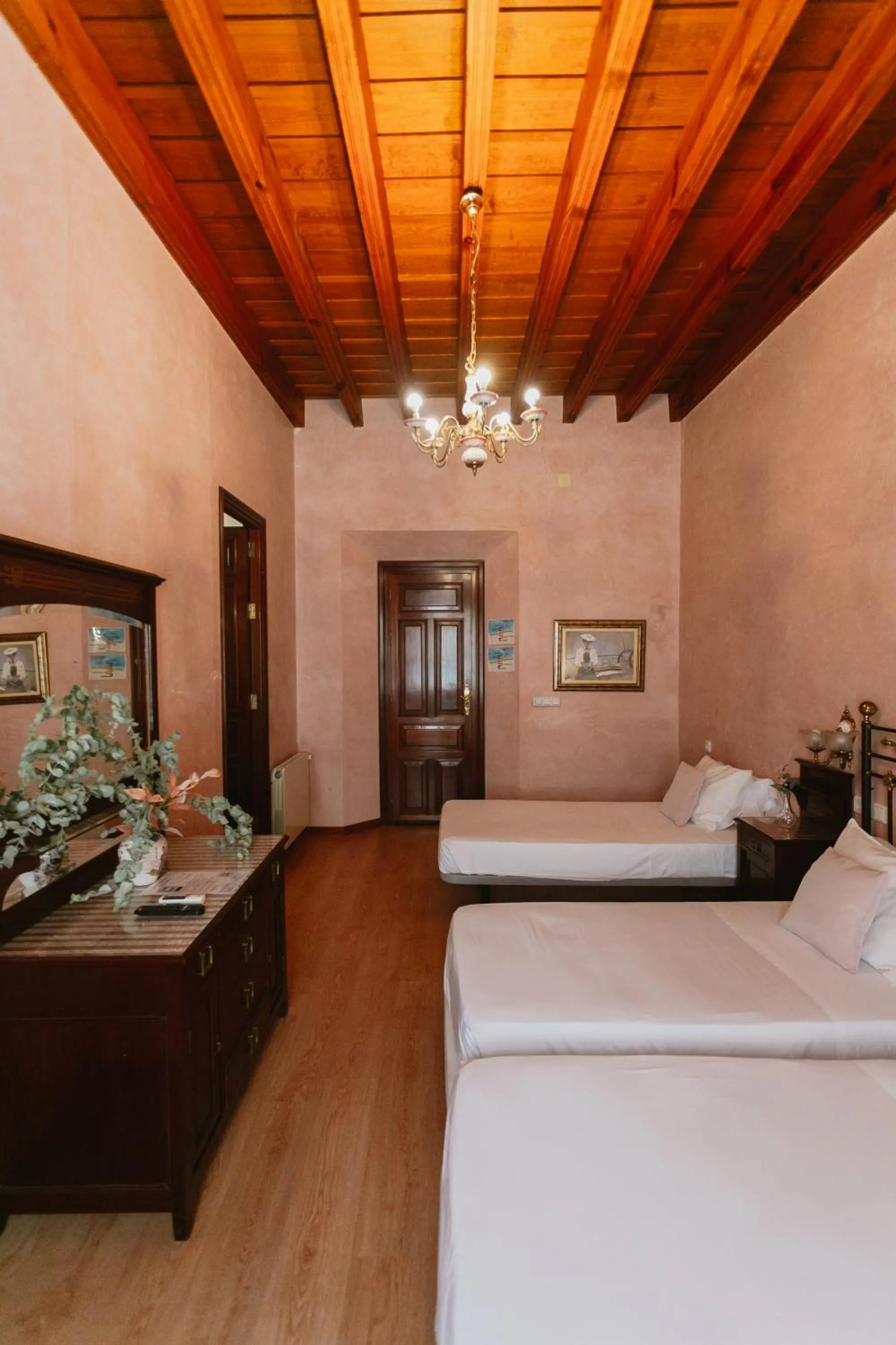 Photo of the whole room, Bed in One&lux Casa Maravillas Rooms