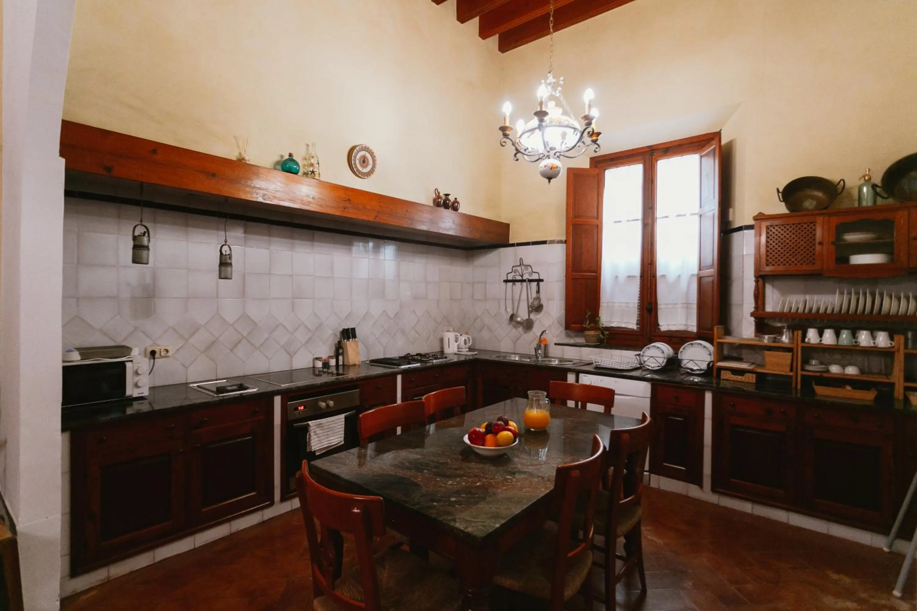 Kitchen or kitchenette in One&lux Casa Maravillas Rooms