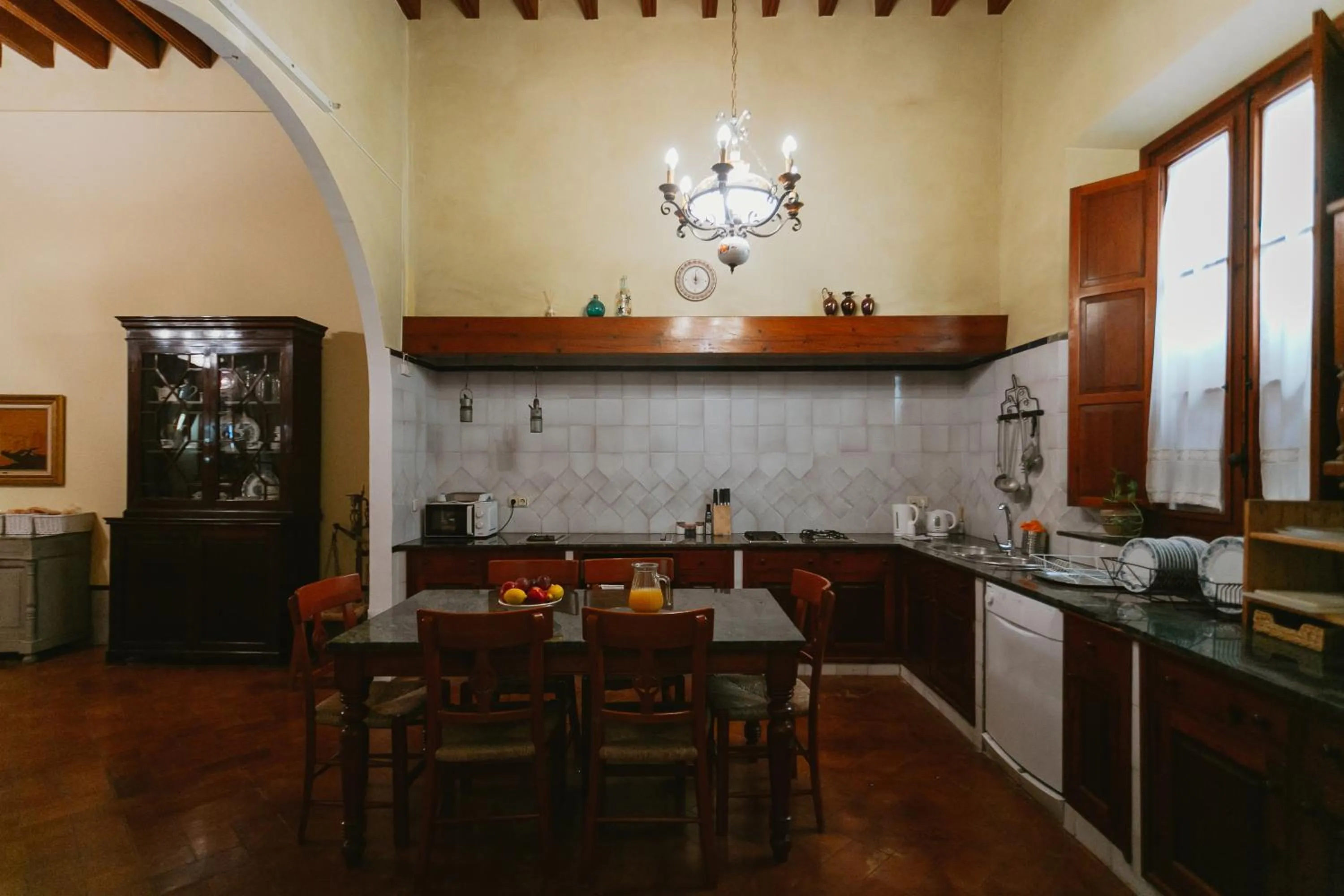 Kitchen or kitchenette in One&lux Casa Maravillas Rooms