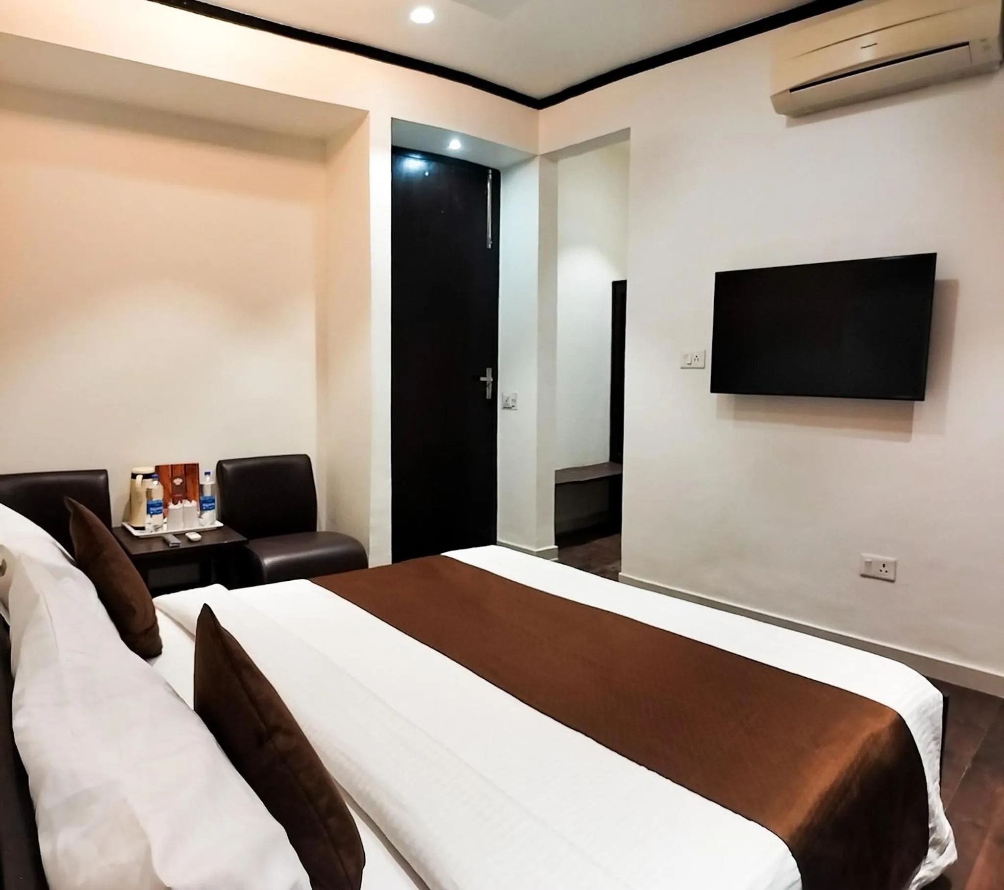 Bed in The Wind Cross